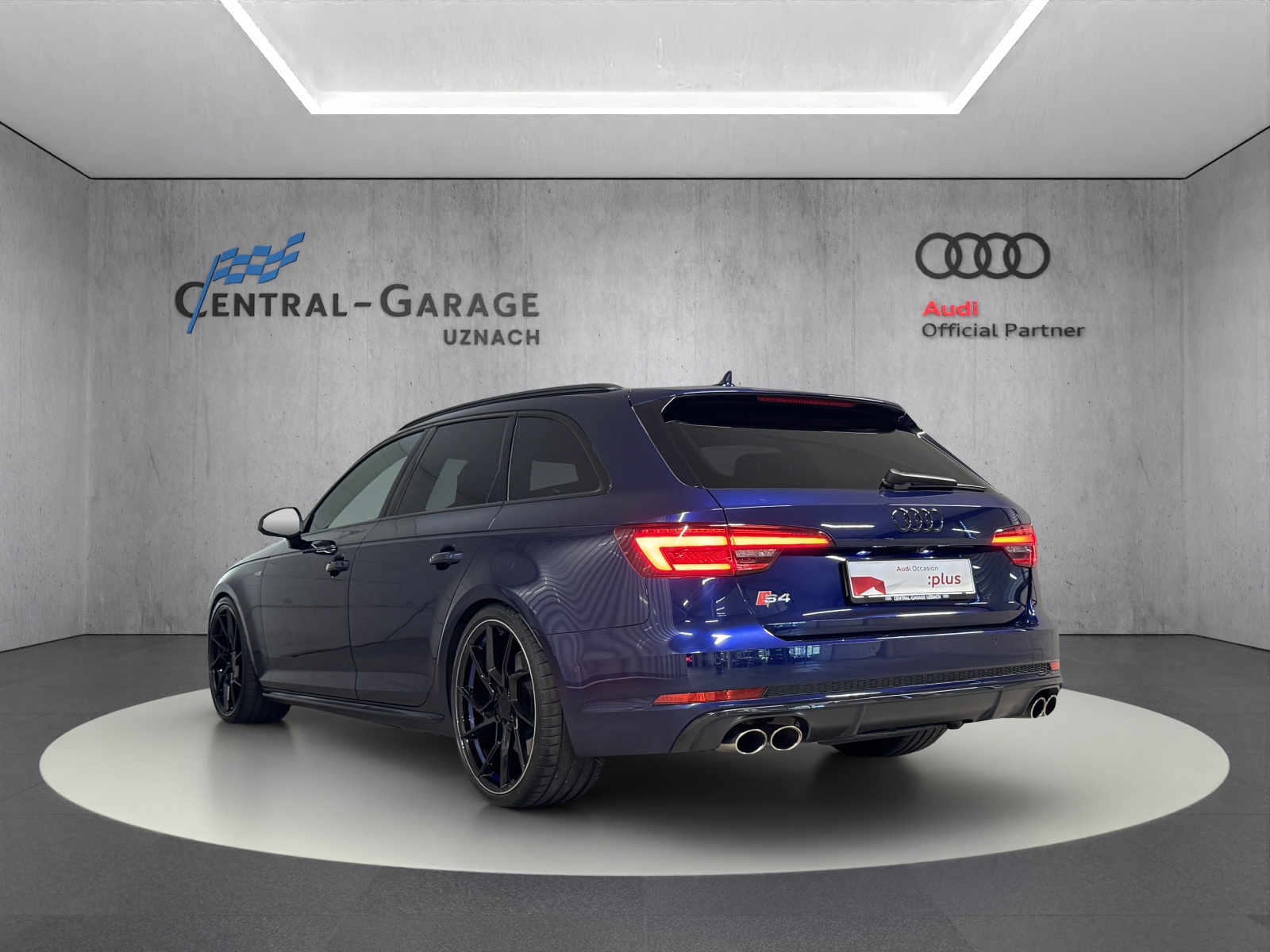 AUDI S4 Avant 3.0 TFSI quattro tiptronic-image-2