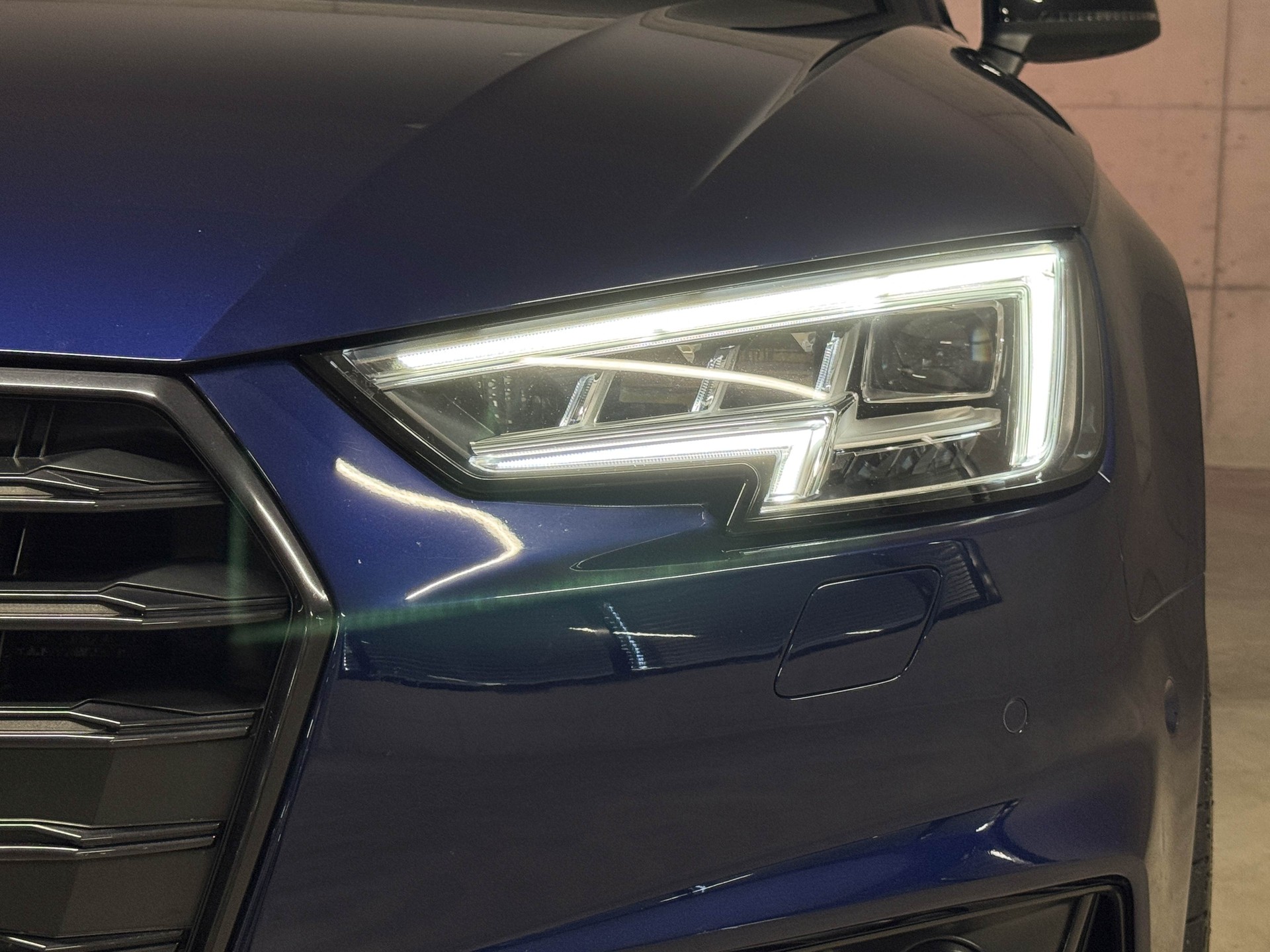 AUDI S4 Avant 3.0 TFSI quattro tiptronic-image-5