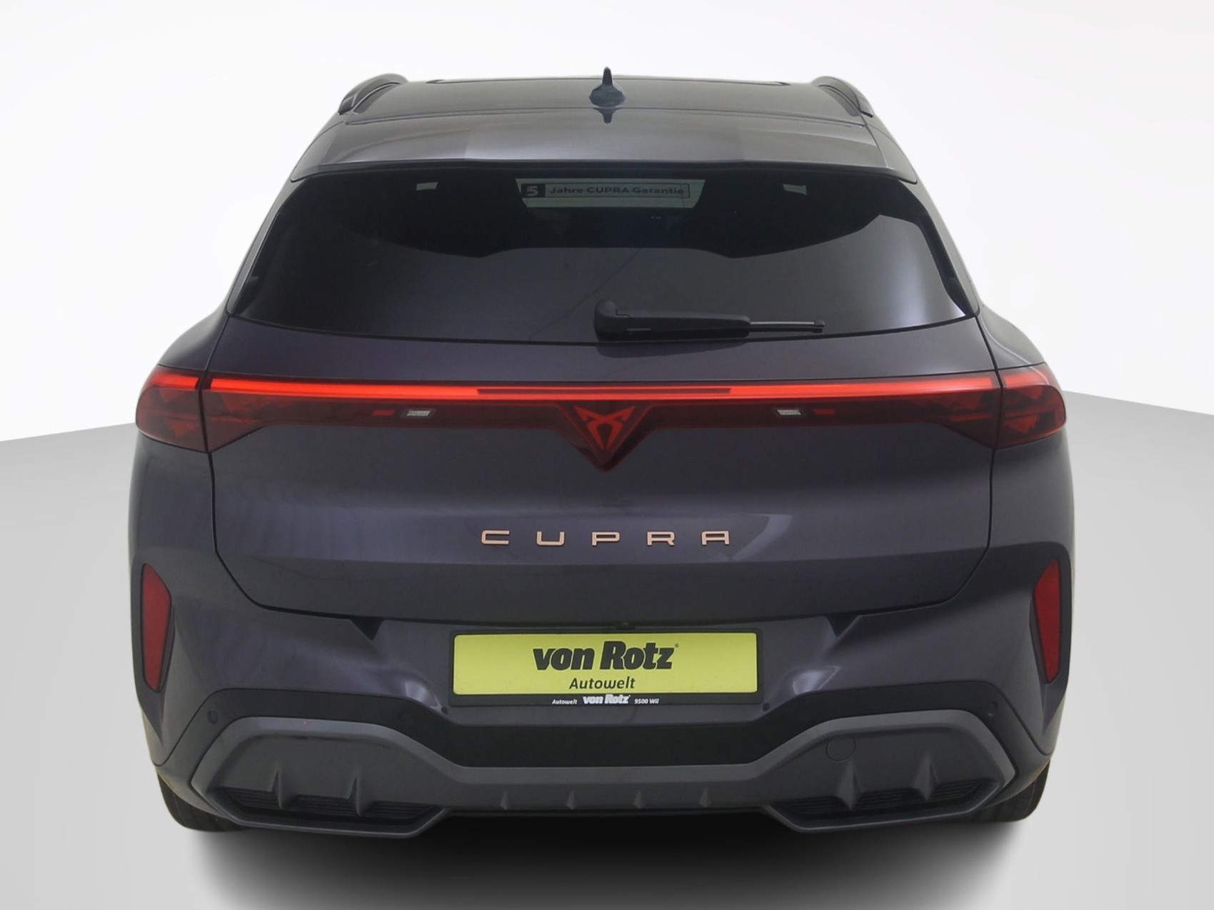 CUPRA Terramar 1.5 e-Plug-in-HYBRID VZ DSG-image-2