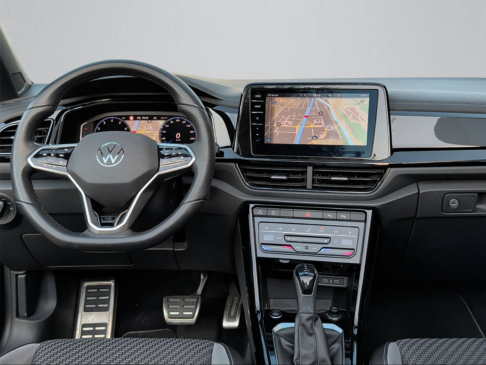 VW T-Roc Cabriolet 1.5 TSI EVO R-Line DSG-image-8