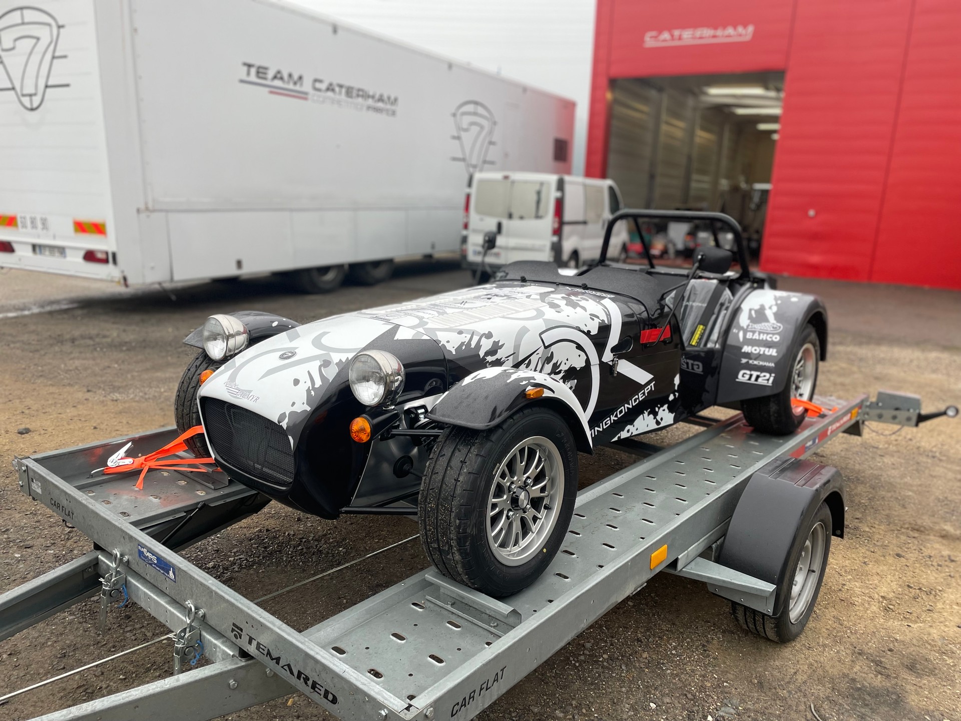 CATERHAM 340R-image-5