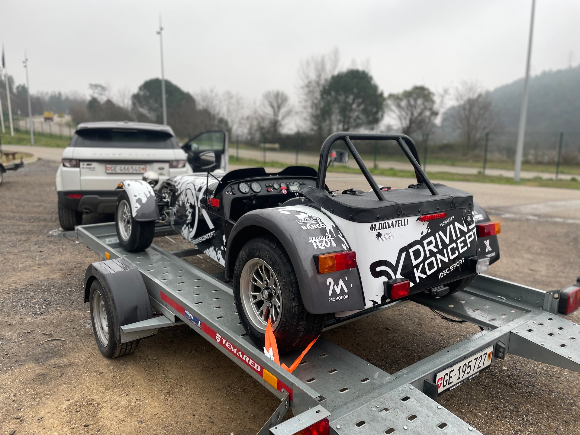 CATERHAM 340R-image-3
