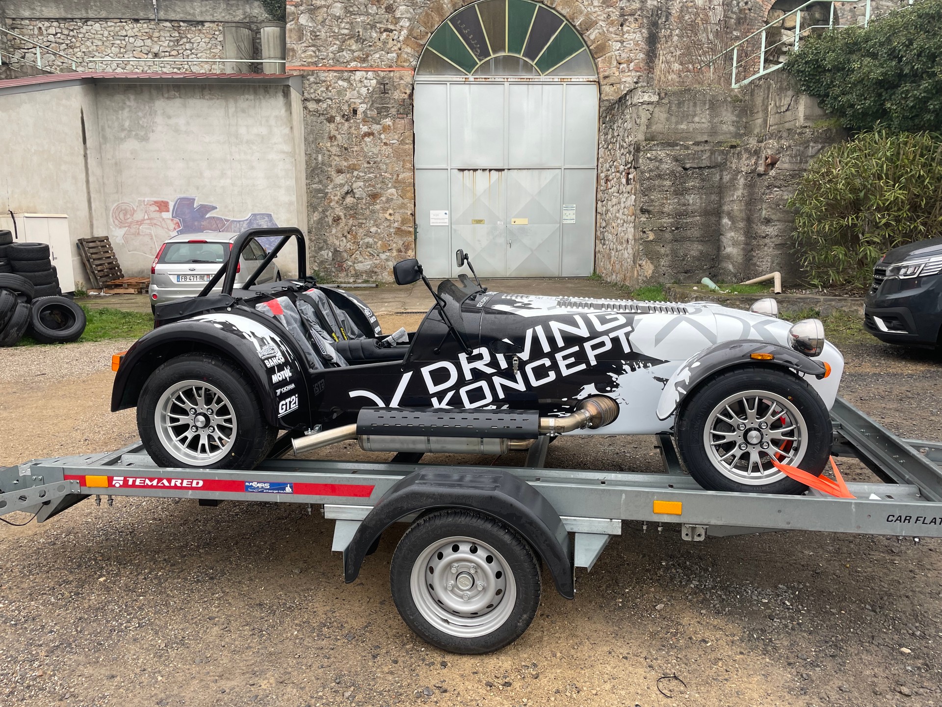 CATERHAM 340R-image-1