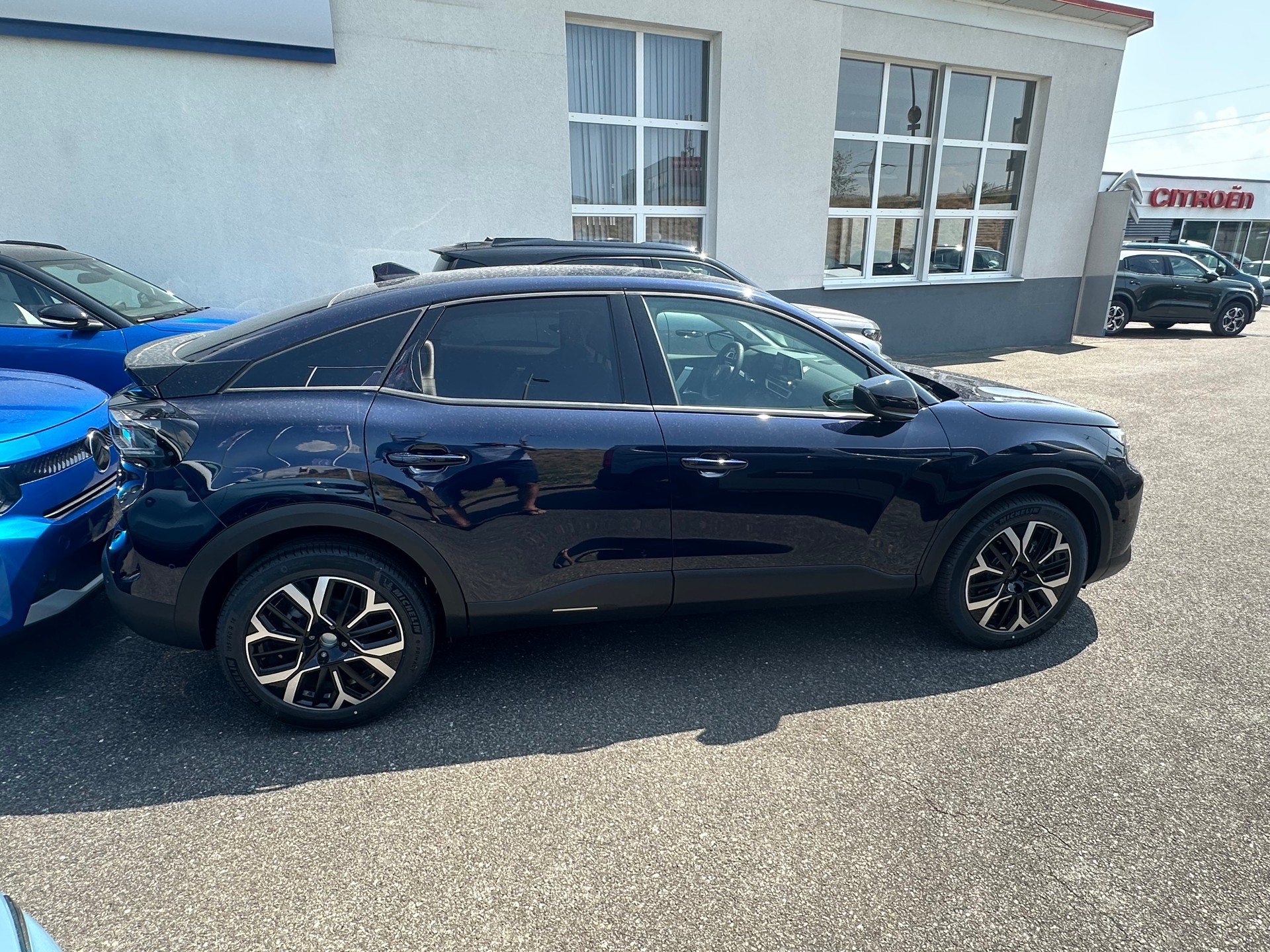 CITROEN C4 Hybrid 136 e-DCS6 Max-image-3