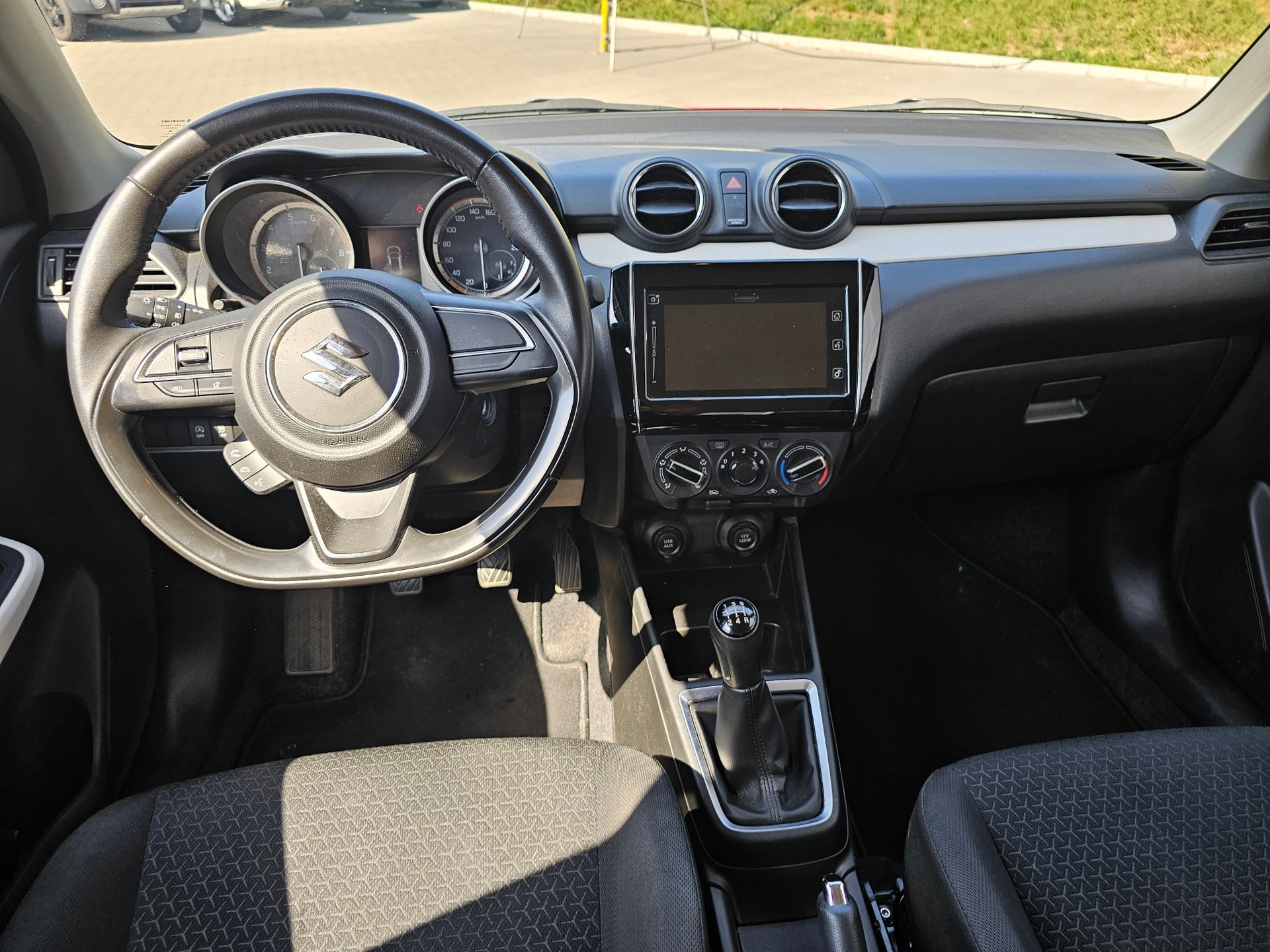 SUZUKI Swift 1.2i 16V SHVS Compact Top Hybrid Allgrip 4x4-image-6