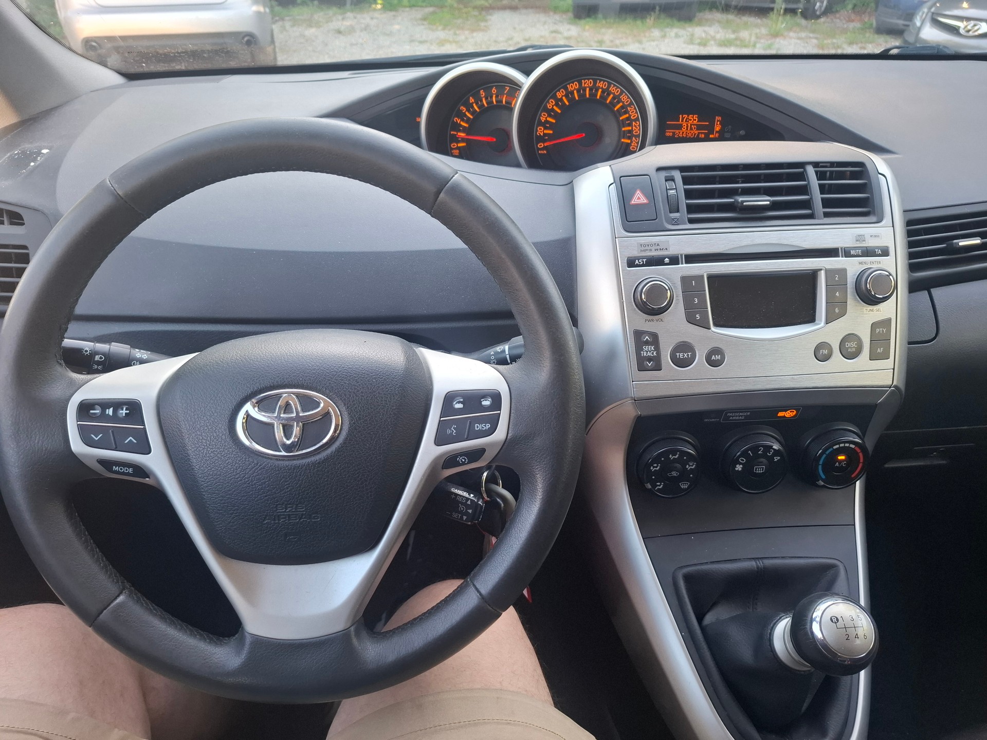 TOYOTA Verso 1.8 Linea Terra-image-8