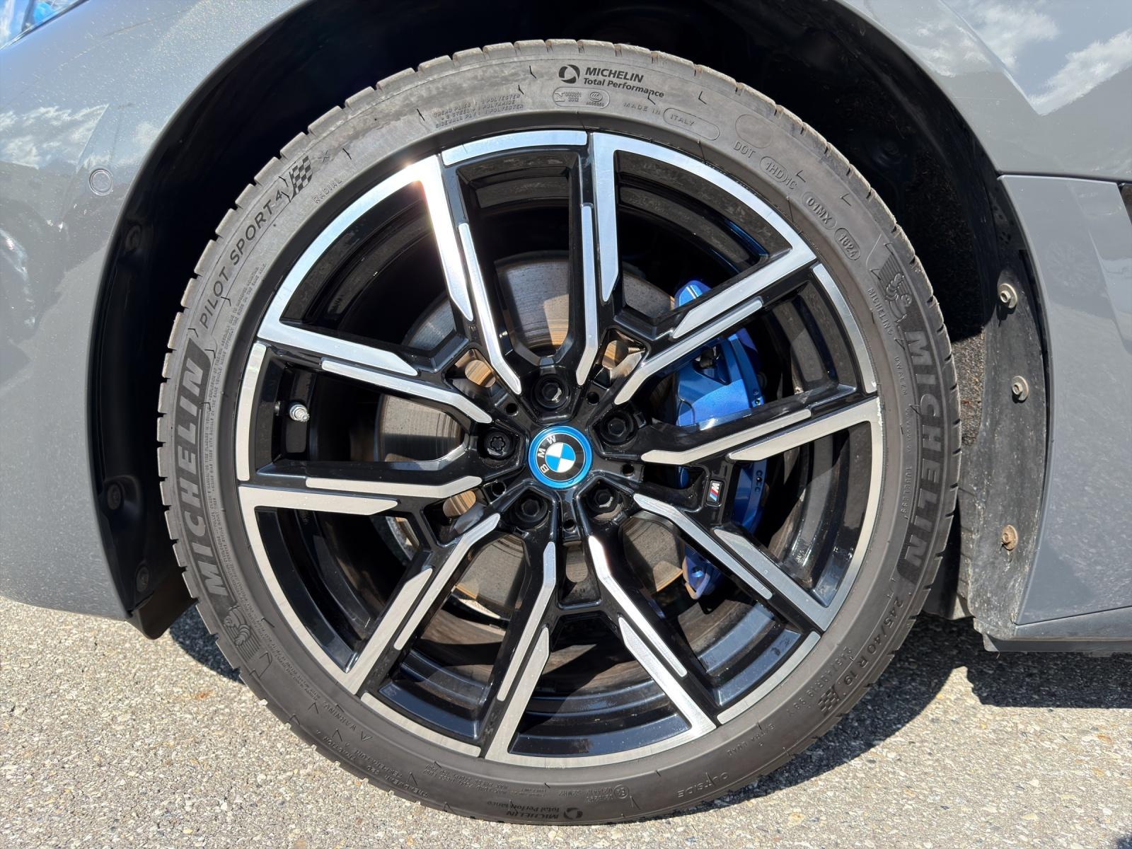 BMW i4 M50 (CH) 🔋-image-9