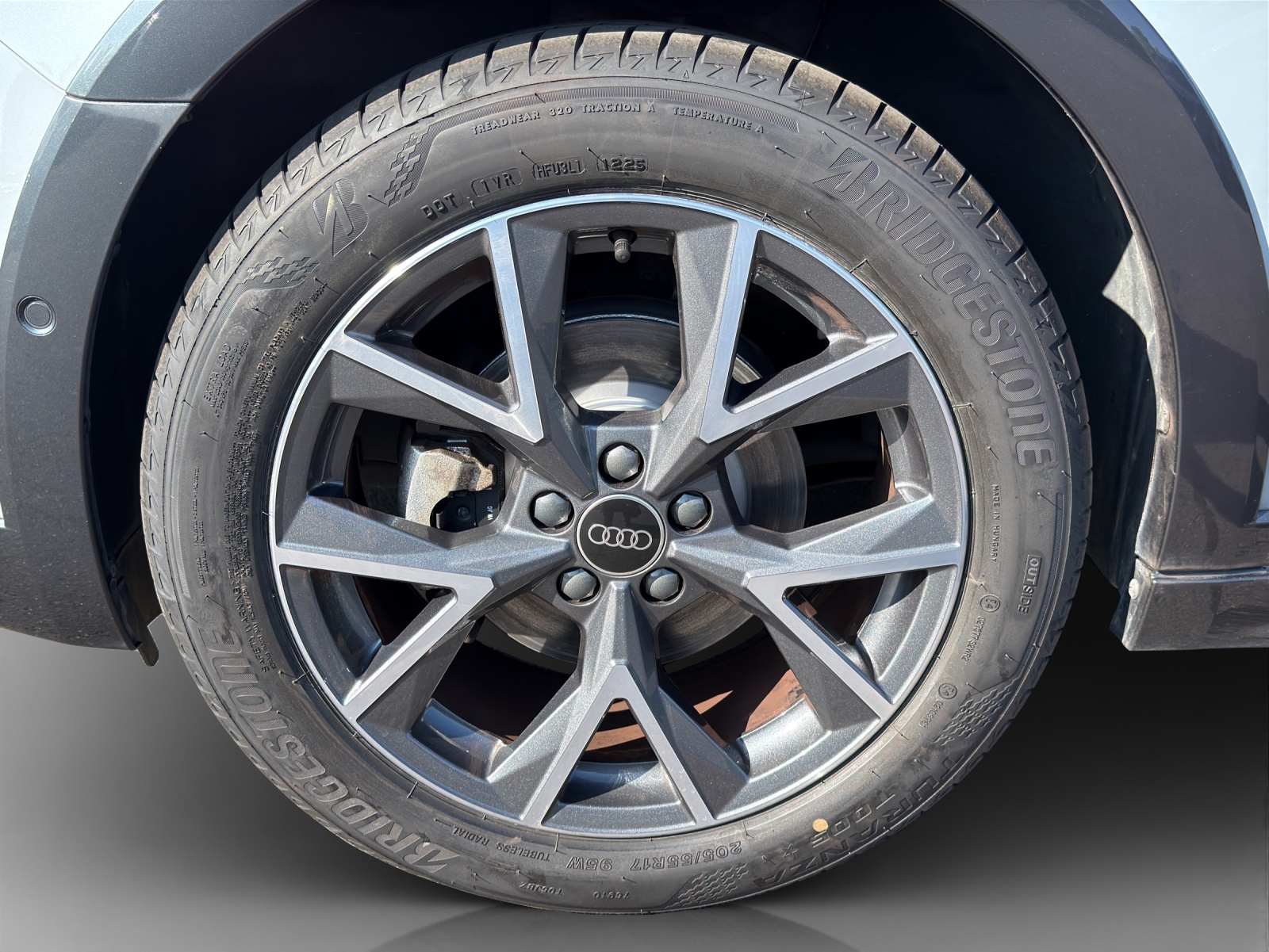 AUDI A1 allstreet 30 TFSI Attraction S-tronic-image-13