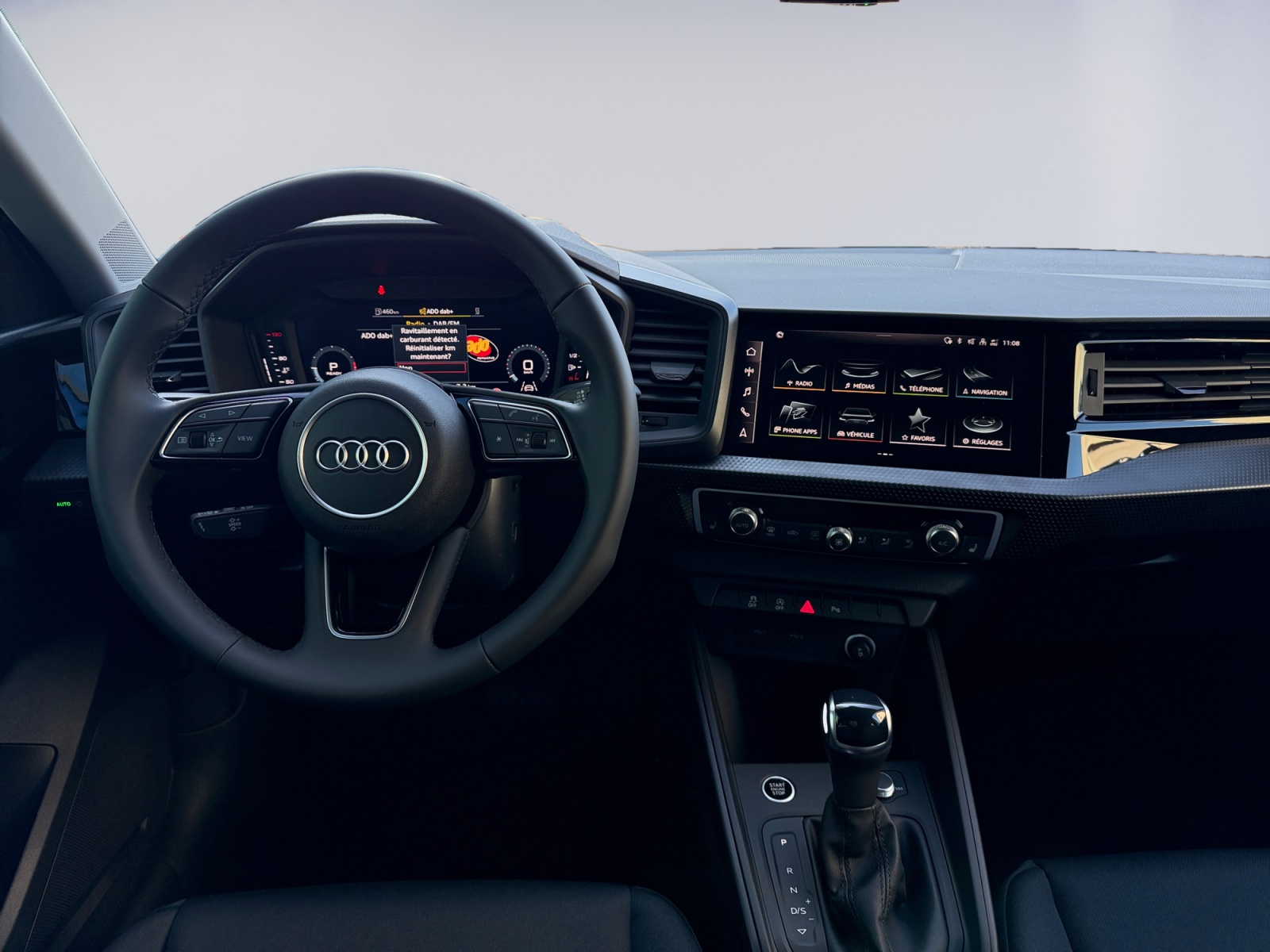 AUDI A1 Sportback 30 TFSI Attraction S-tronic-image-7