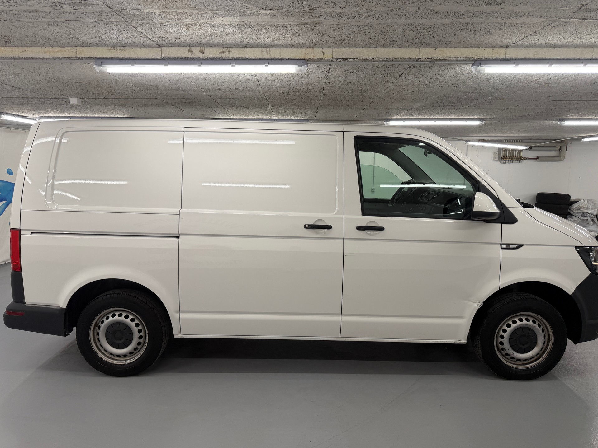 VW T6 2.0 TDI-image-3