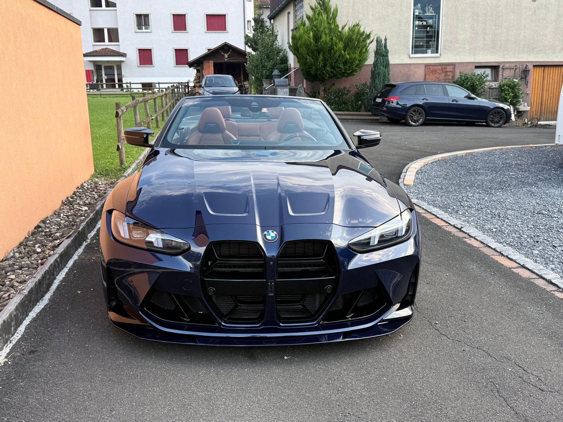 BMW M4 Cabrio Competition M xDrive-image-0