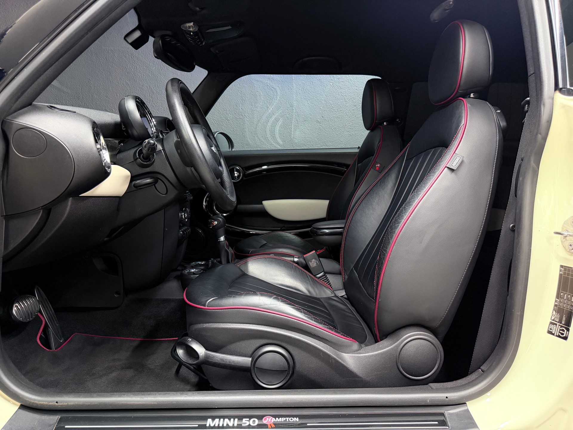 MINI Clubman Cooper S Steptronic-image-11