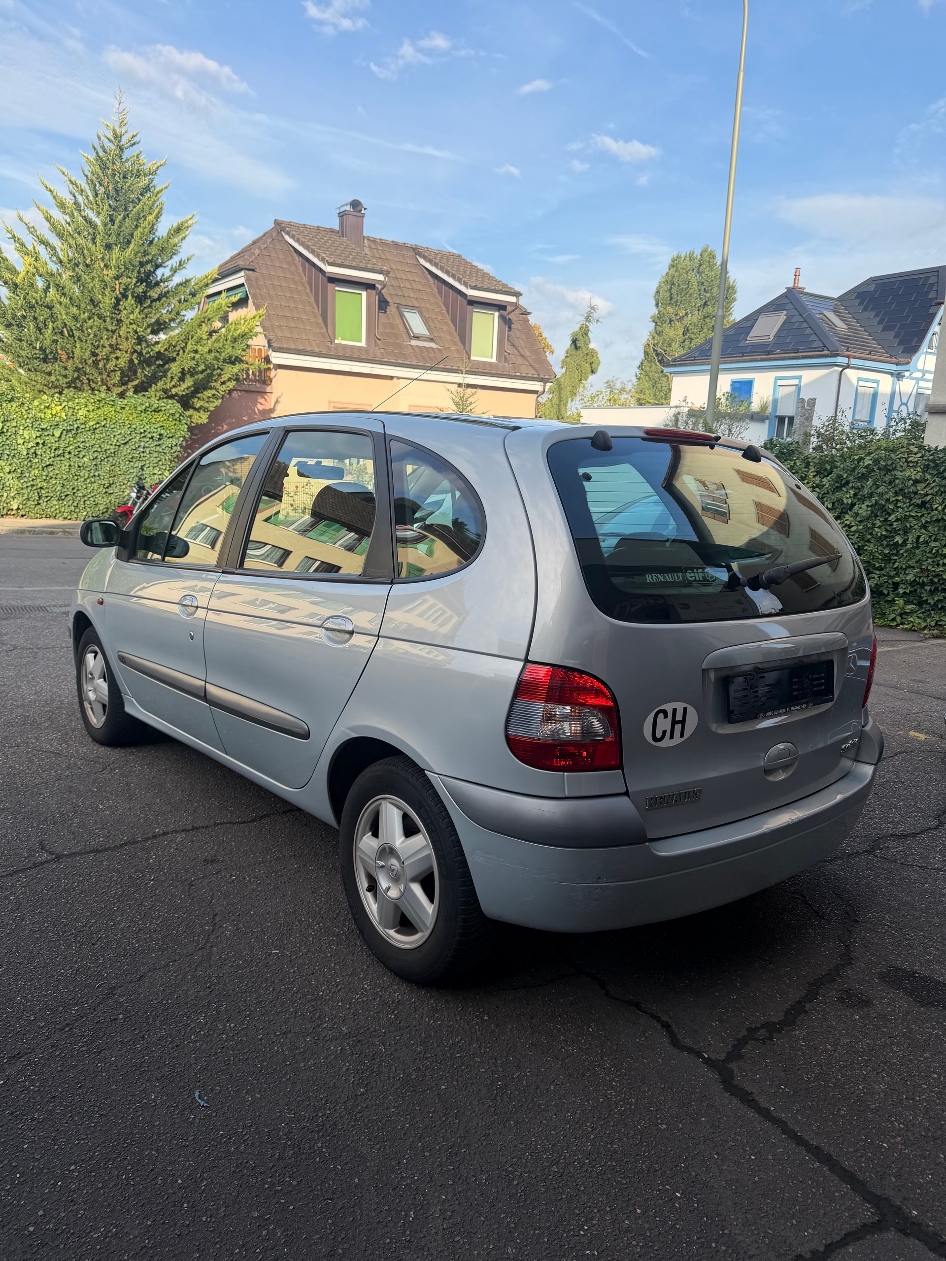 RENAULT Scénic 2.0 16V Fairway-image-6