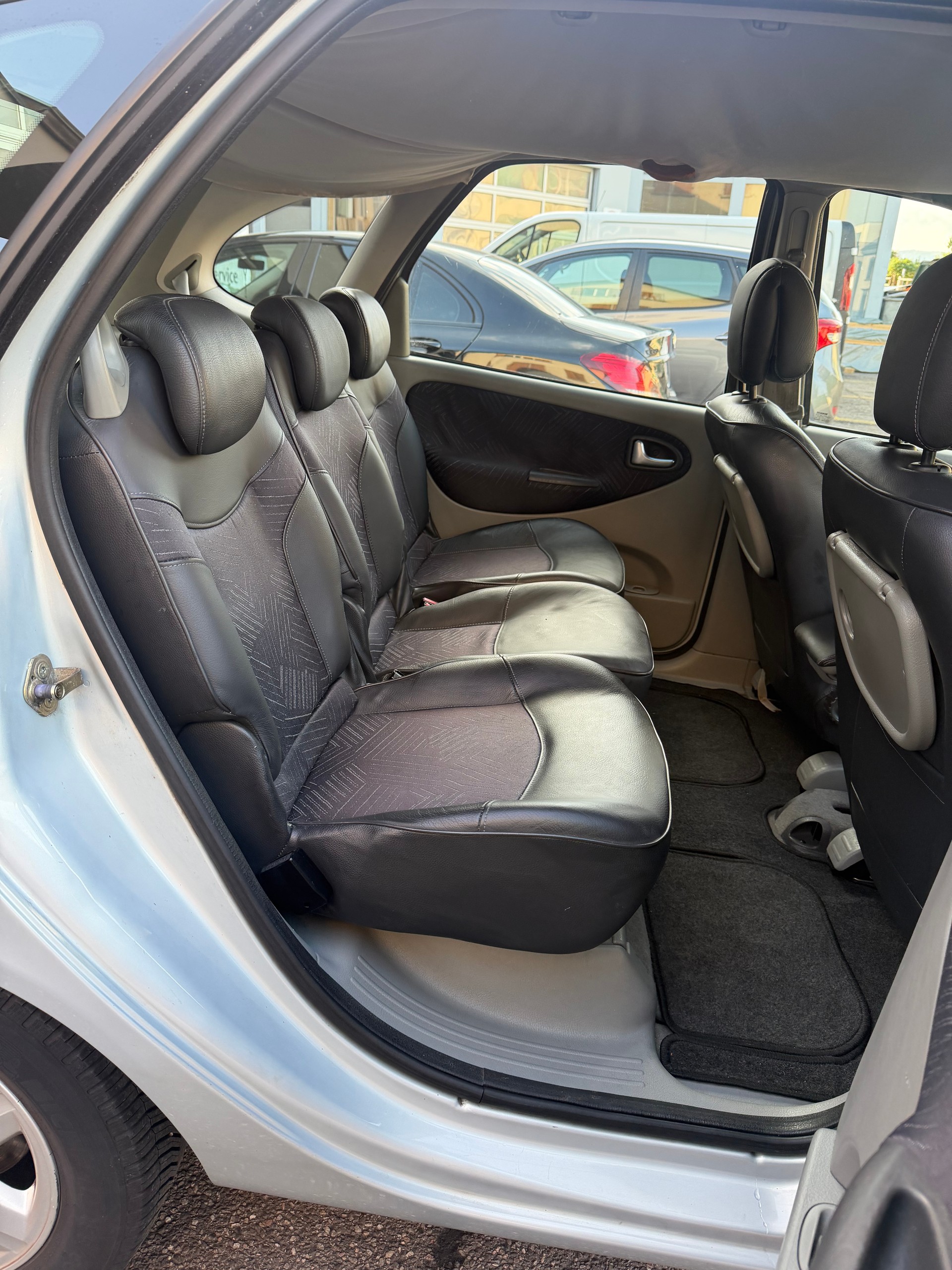 RENAULT Scénic 2.0 16V Fairway-image-13