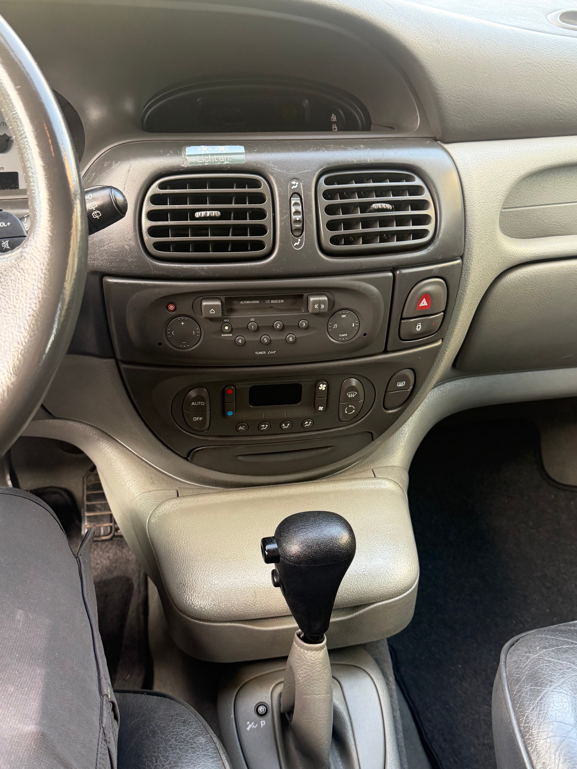 RENAULT Scénic 2.0 16V Fairway-image-10