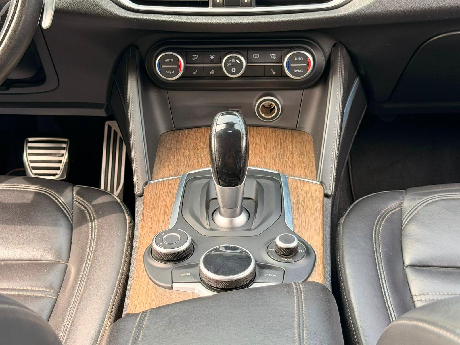 ALFA ROMEO Stelvio 2.0 Super Q4 Automatic-image-24