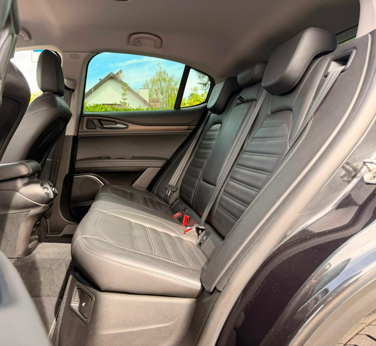ALFA ROMEO Stelvio 2.0 Super Q4 Automatic-image-18