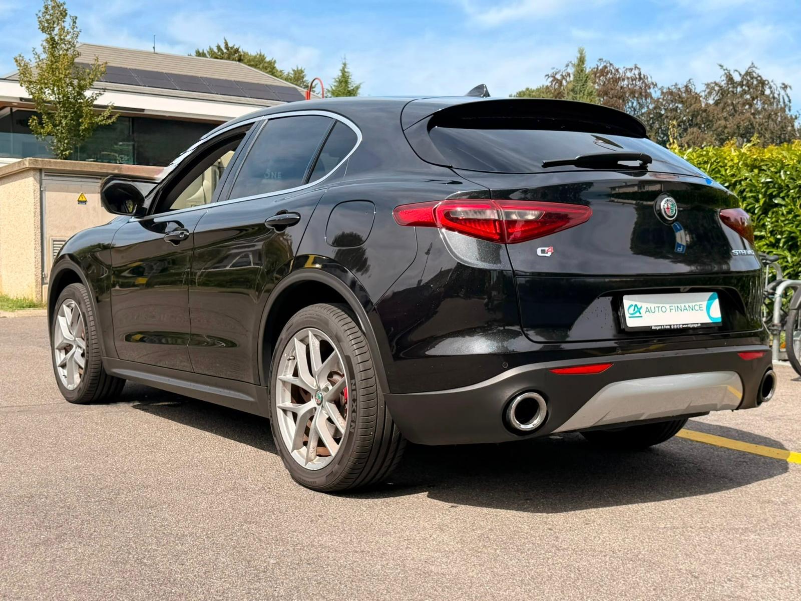 ALFA ROMEO Stelvio 2.0 Super Q4 Automatic-image-3