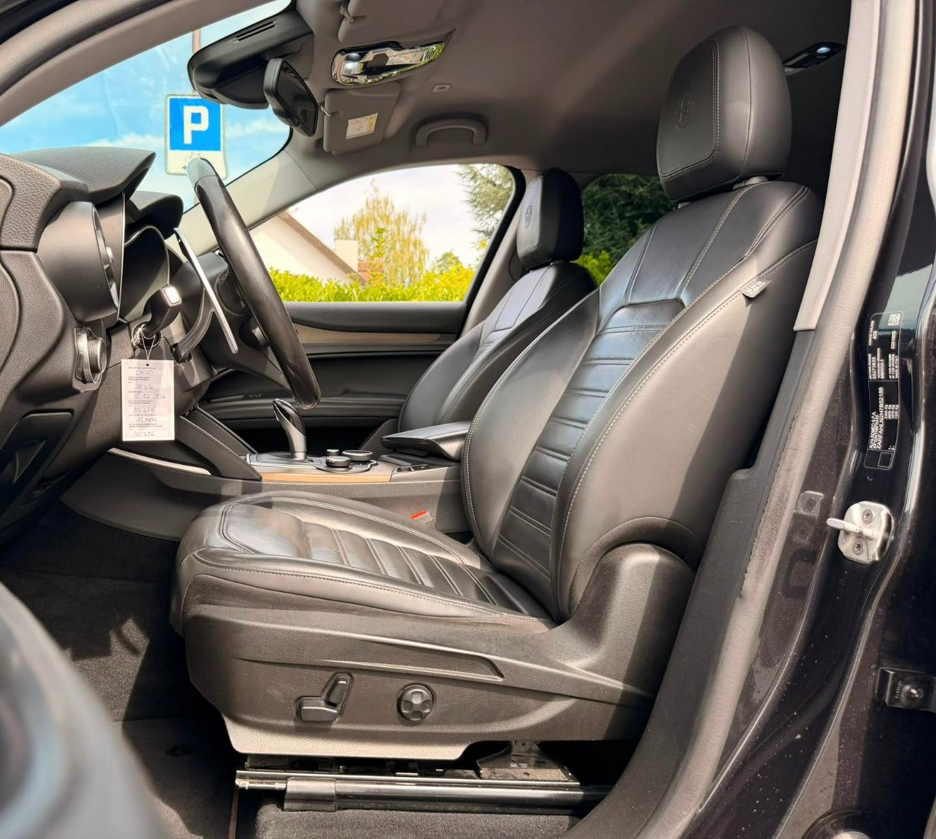 ALFA ROMEO Stelvio 2.0 Super Q4 Automatic-image-17