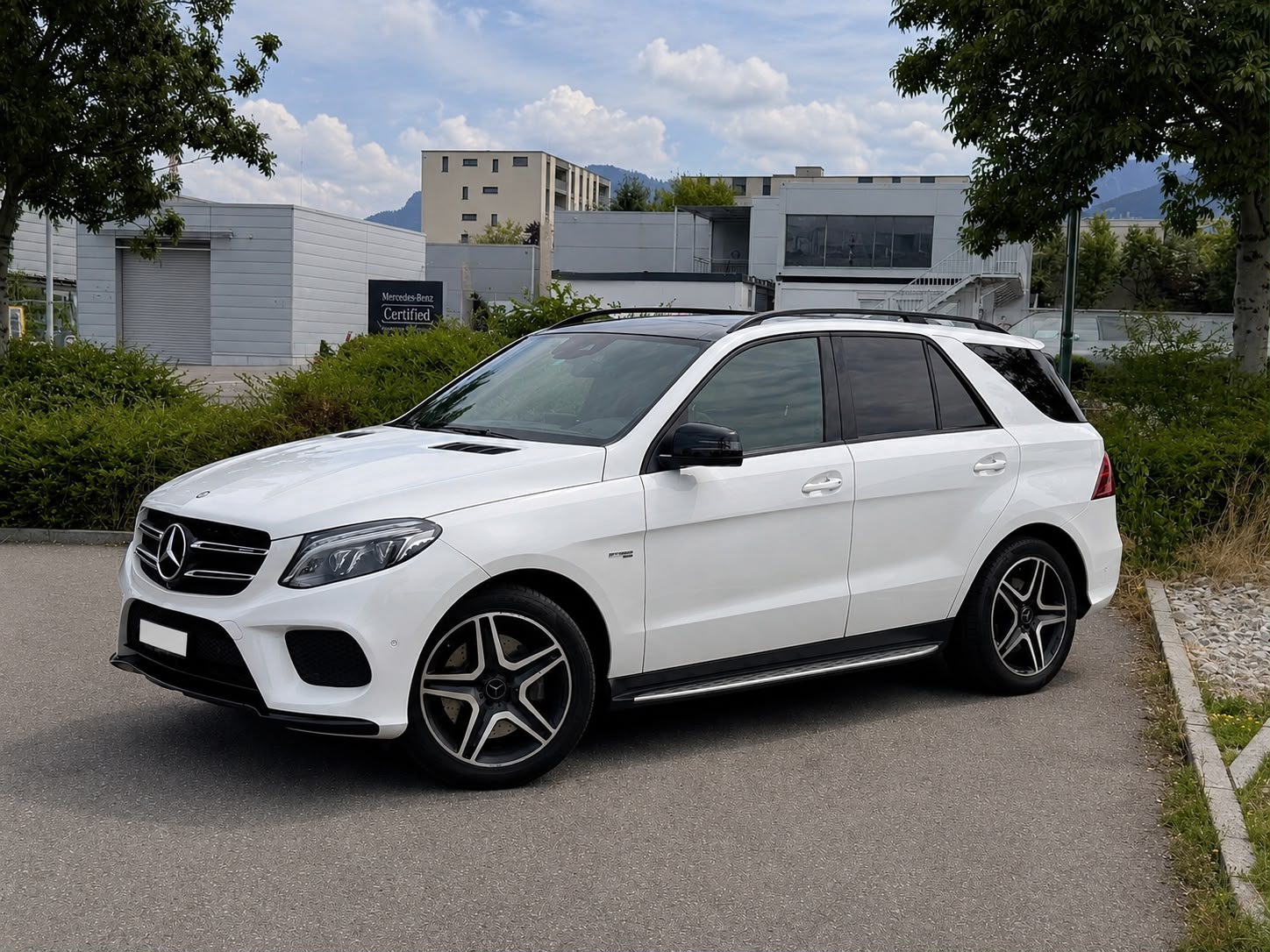 MERCEDES-BENZ GLE 43 AMG-image-3