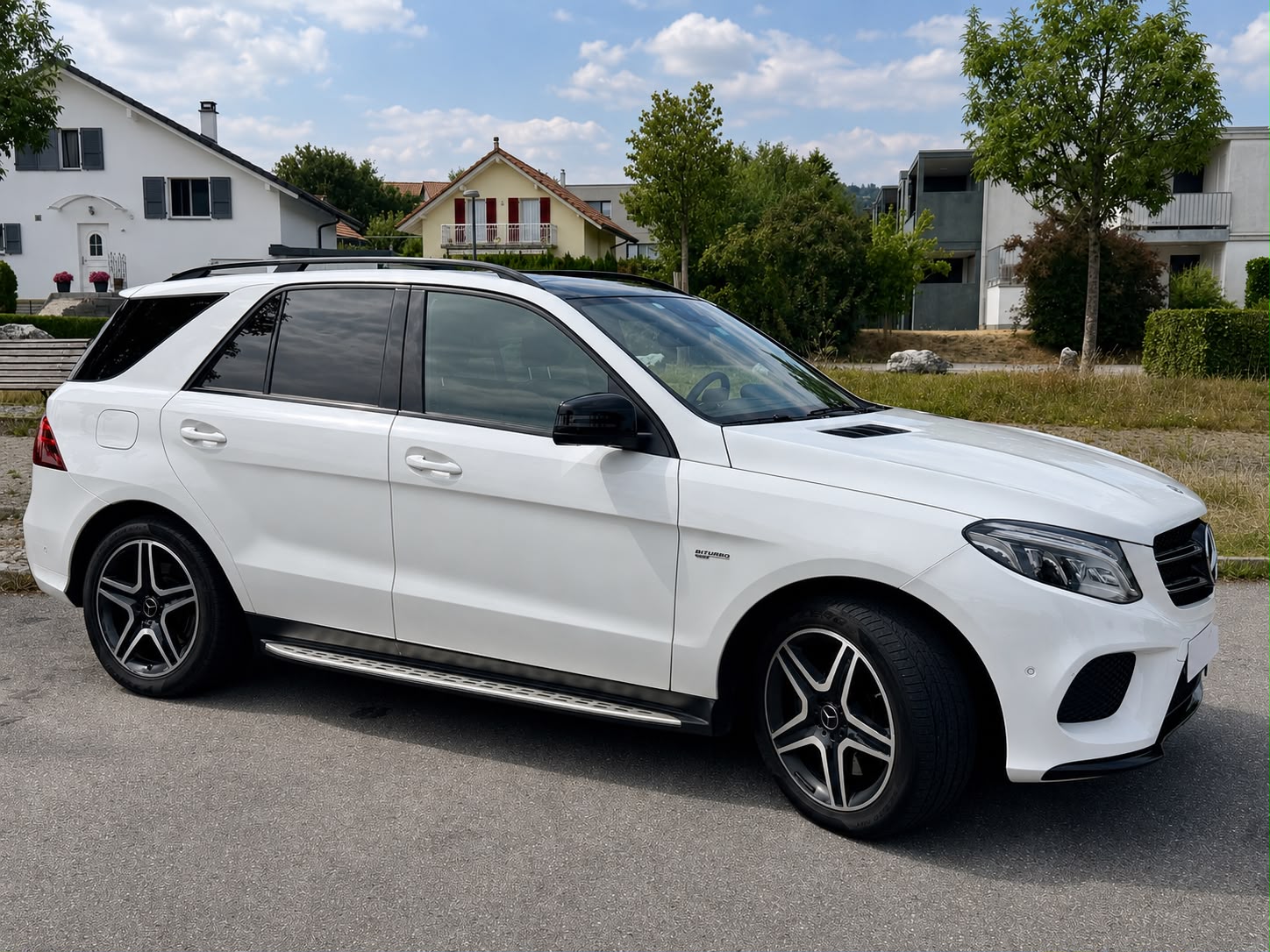 MERCEDES-BENZ GLE 43 AMG-image-1