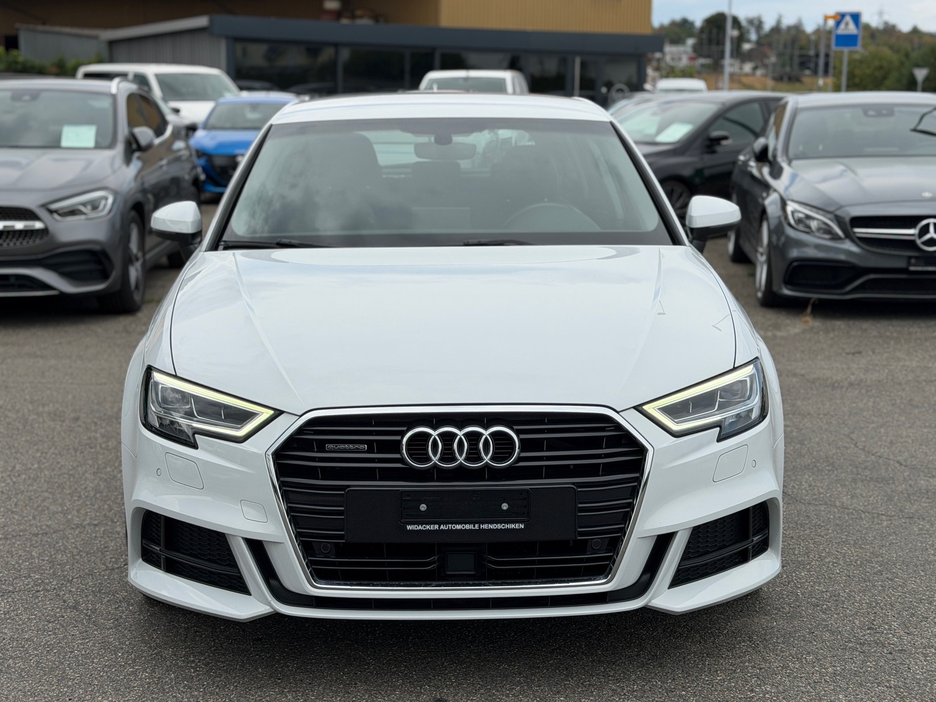 AUDI A3 Sportback 2.0 TDI Design S-tronic quattro-image-1