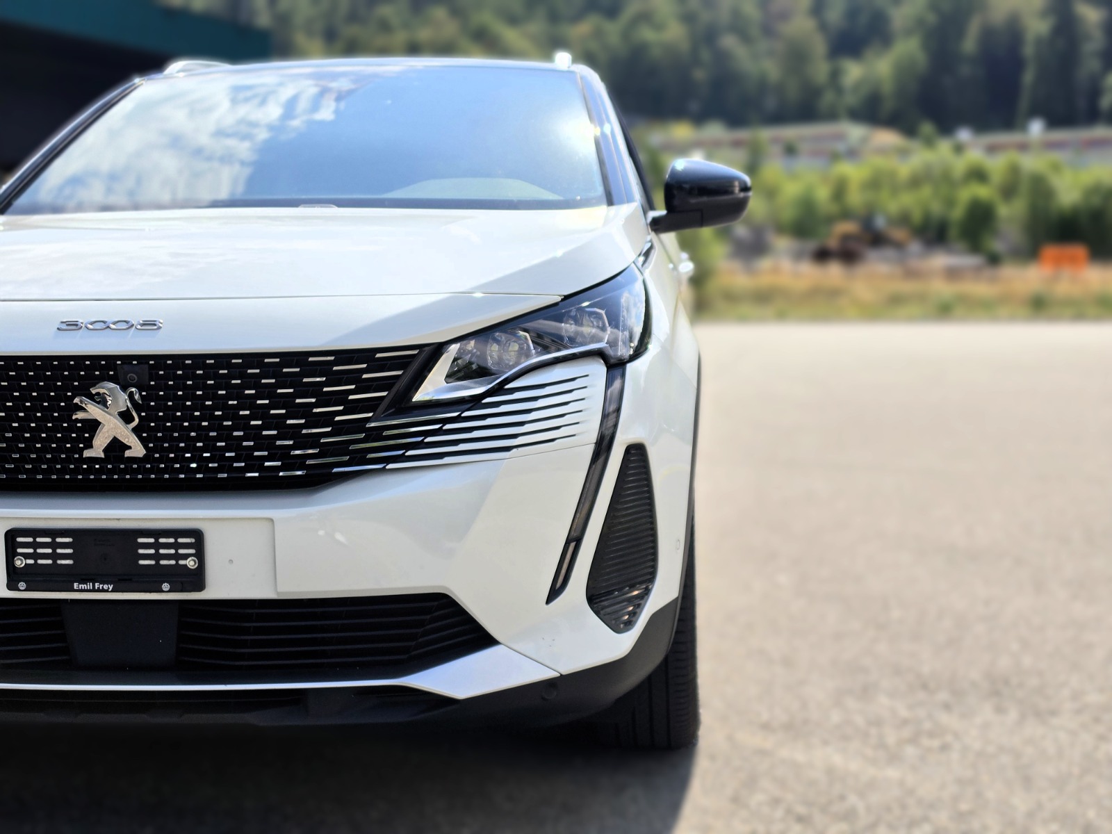 PEUGEOT 3008 1.5 BlueHDi GT Pack EAT8-image-8