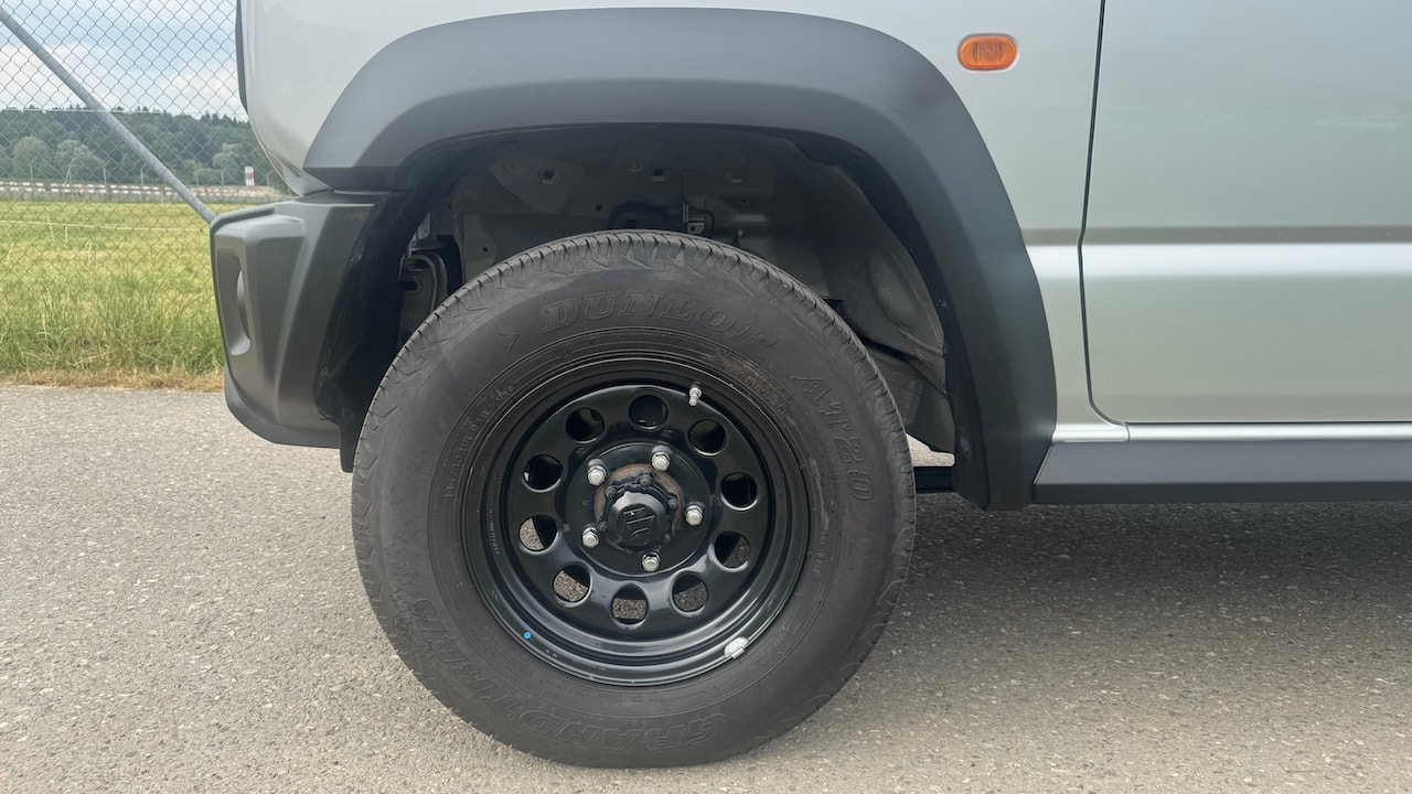 SUZUKI JIMNY 1.5 COMPACT+ 4x4 | 2 PLATZER | MANUEL-image-9