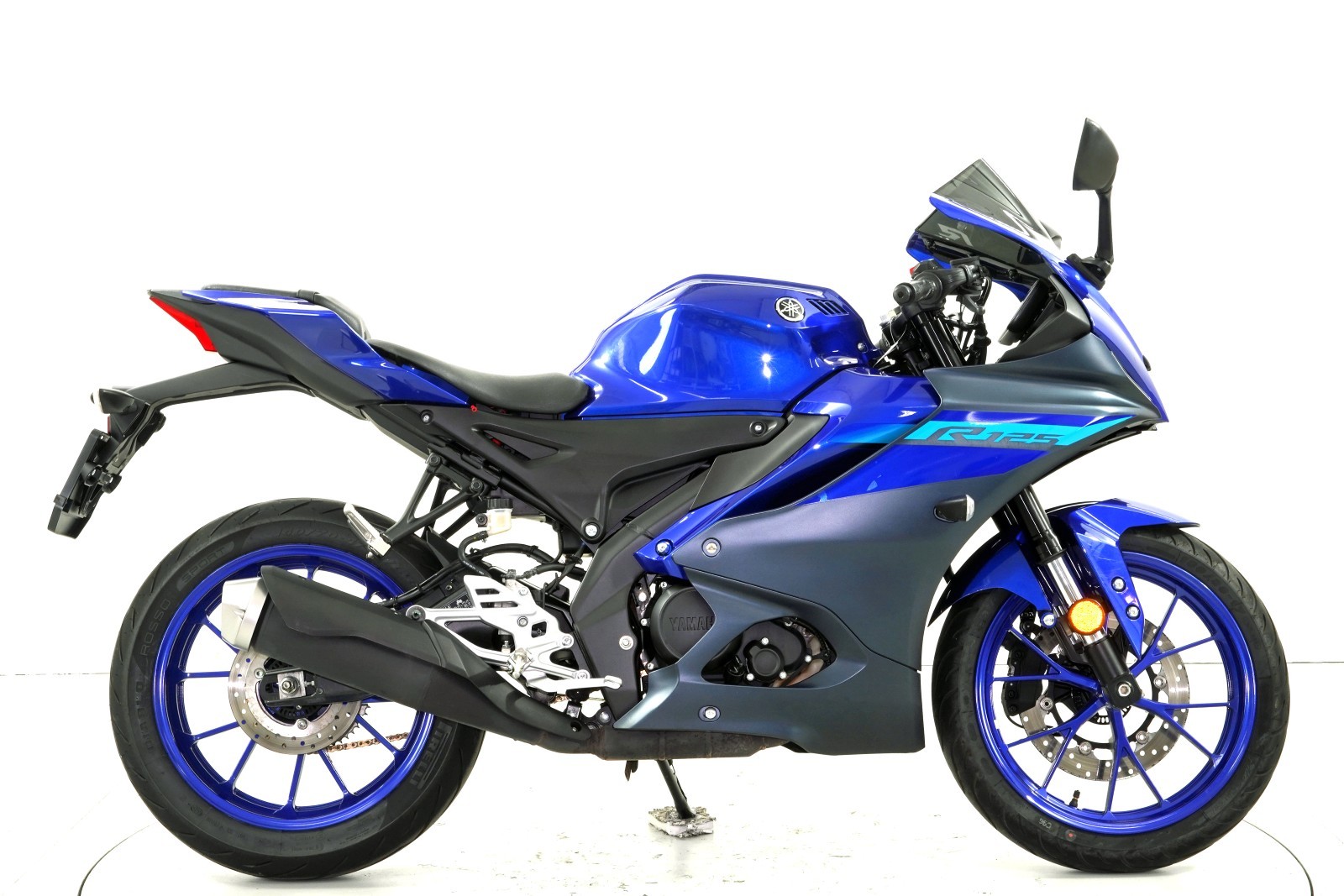 YAMAHA YZF-R125 ABS-showroom-element-3