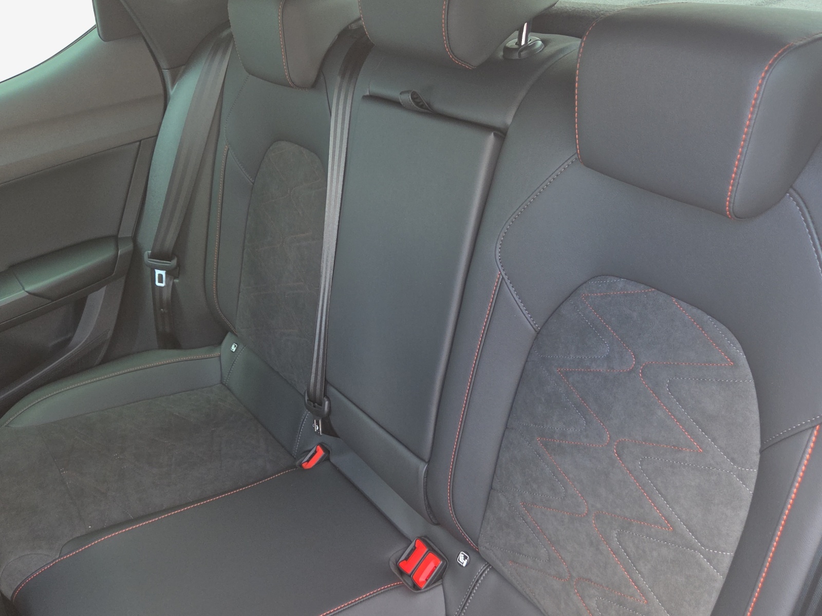 SEAT Leon 1.5 eHybrid pHEV DSG Move FR-image-11
