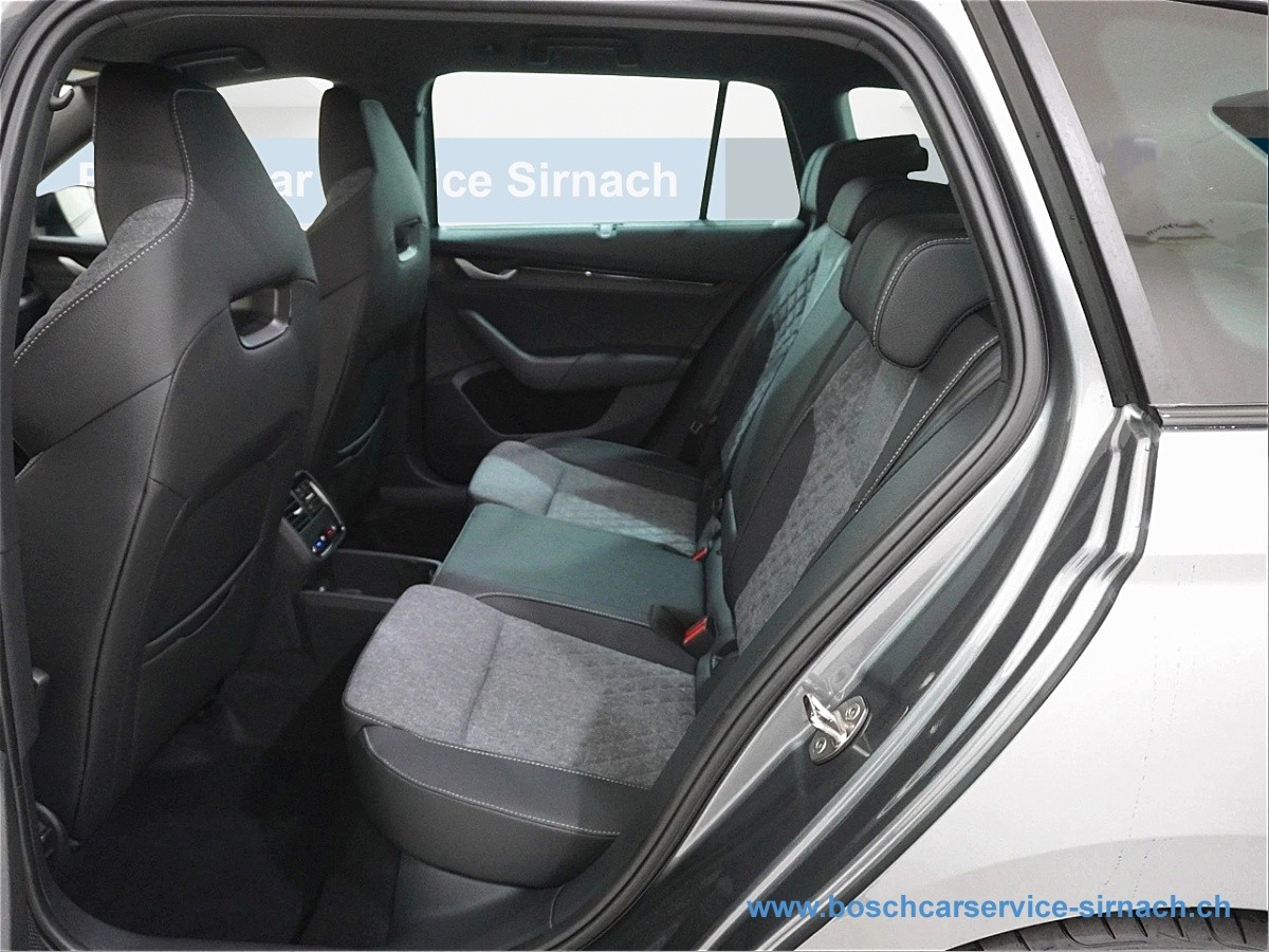 SKODA Octavia Combi 2.0 TSI DSG Sport Line 4x4-image-9