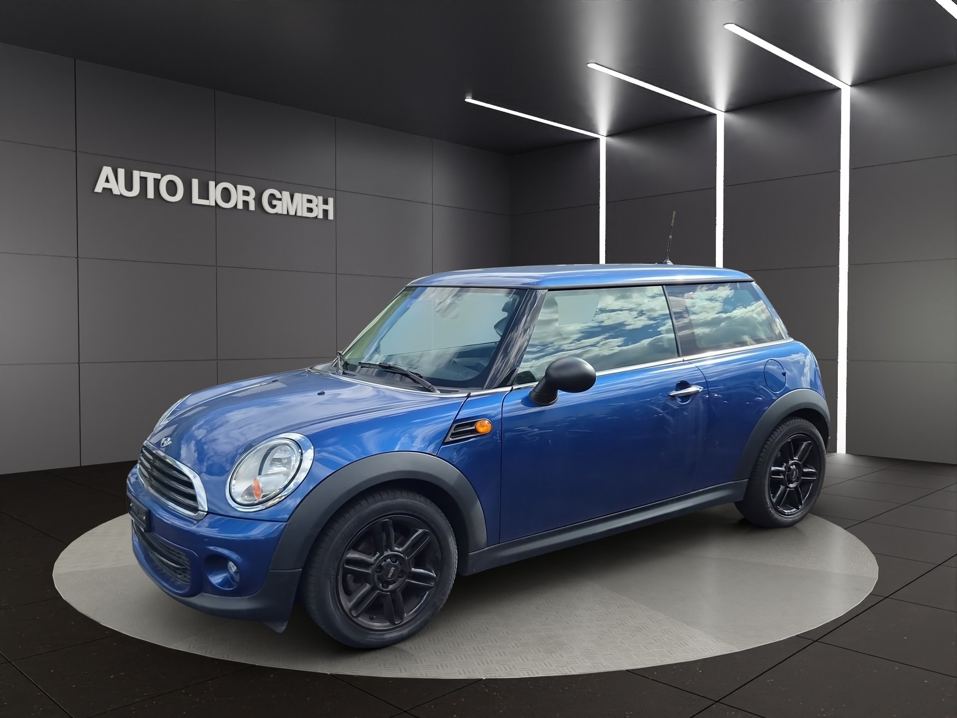 MINI One-image-8