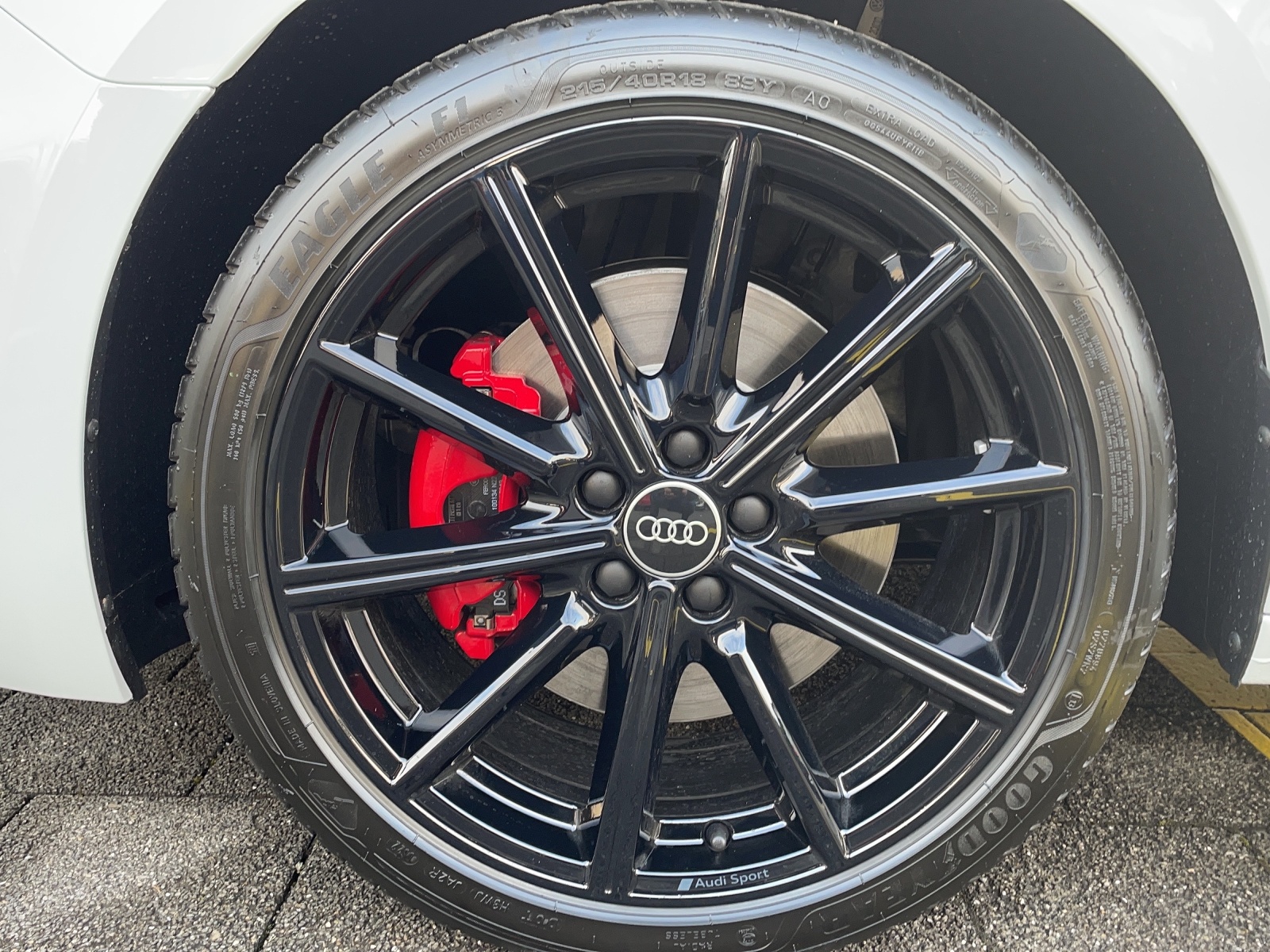 AUDI A1 Sportback 35 TFSI S Line S-tronic-image-12