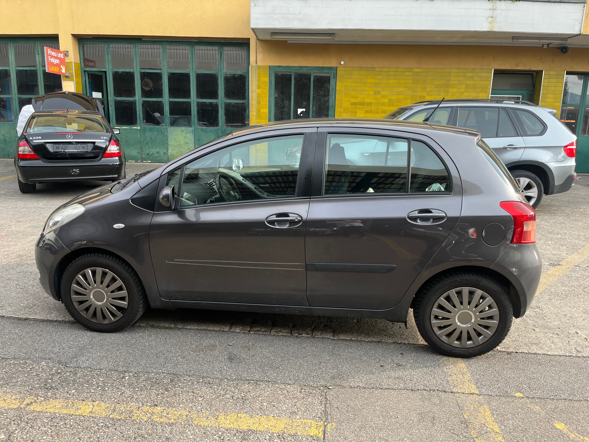 TOYOTA Yaris 1.3 Linea Luna-image-8
