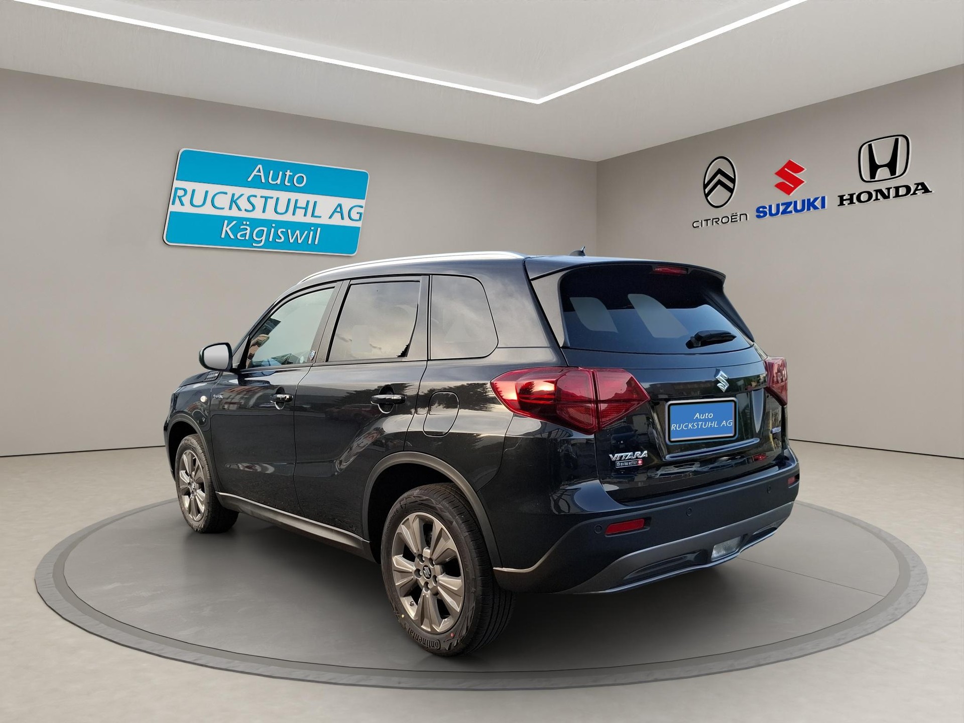 SUZUKI Vitara 1.4 T Piz Sulai Hybrid 4x4-image-4