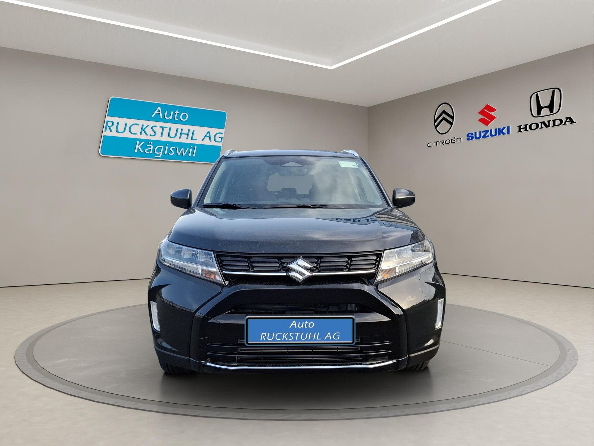 SUZUKI Vitara 1.4 T Piz Sulai Hybrid 4x4-image-2