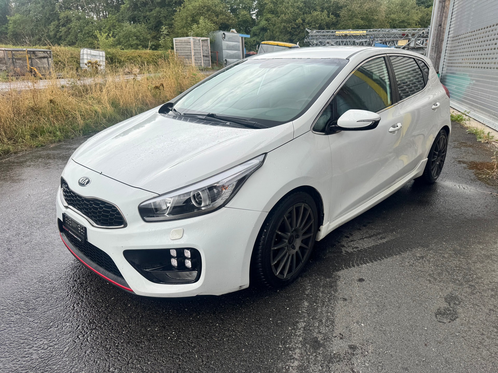 KIA Cee'd 1.6 GDi Turbo GT-image-2