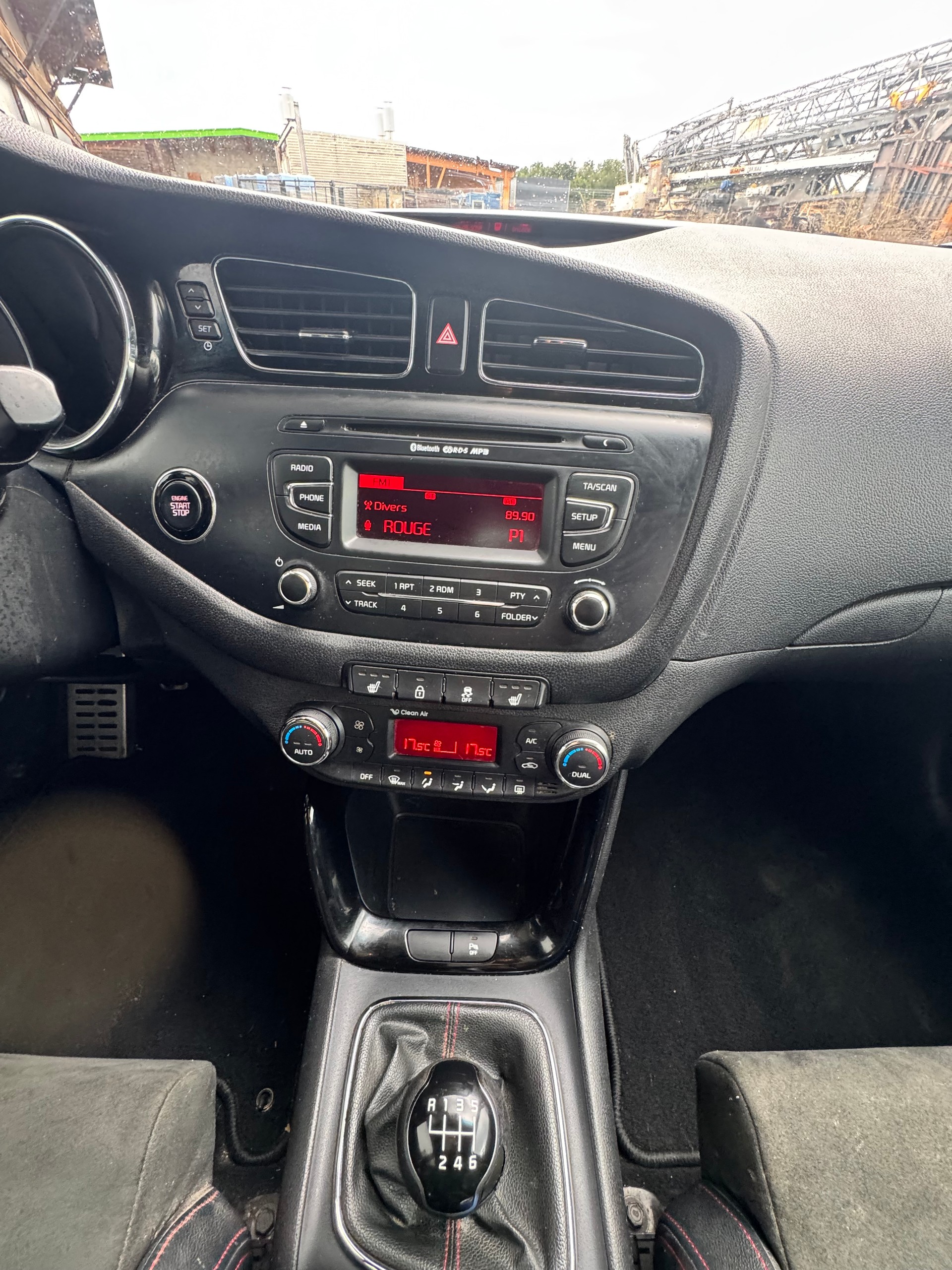 KIA Cee'd 1.6 GDi Turbo GT-image-6