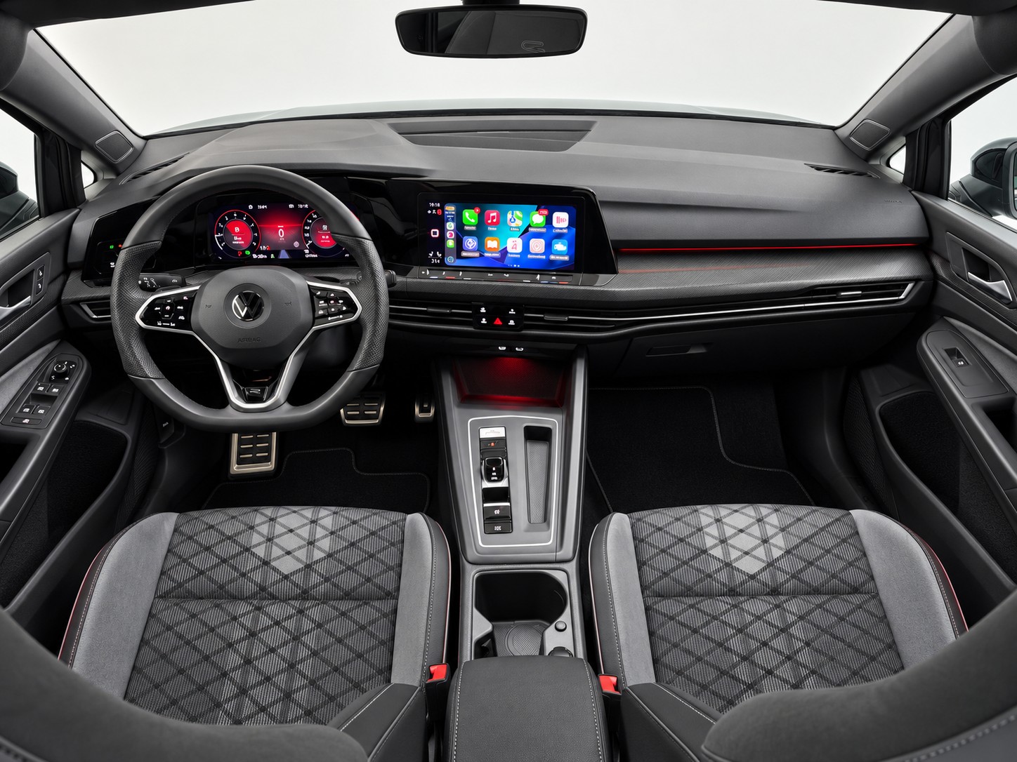 VW Golf 1.5 eTSI mHEV R-Line Sport-image-13