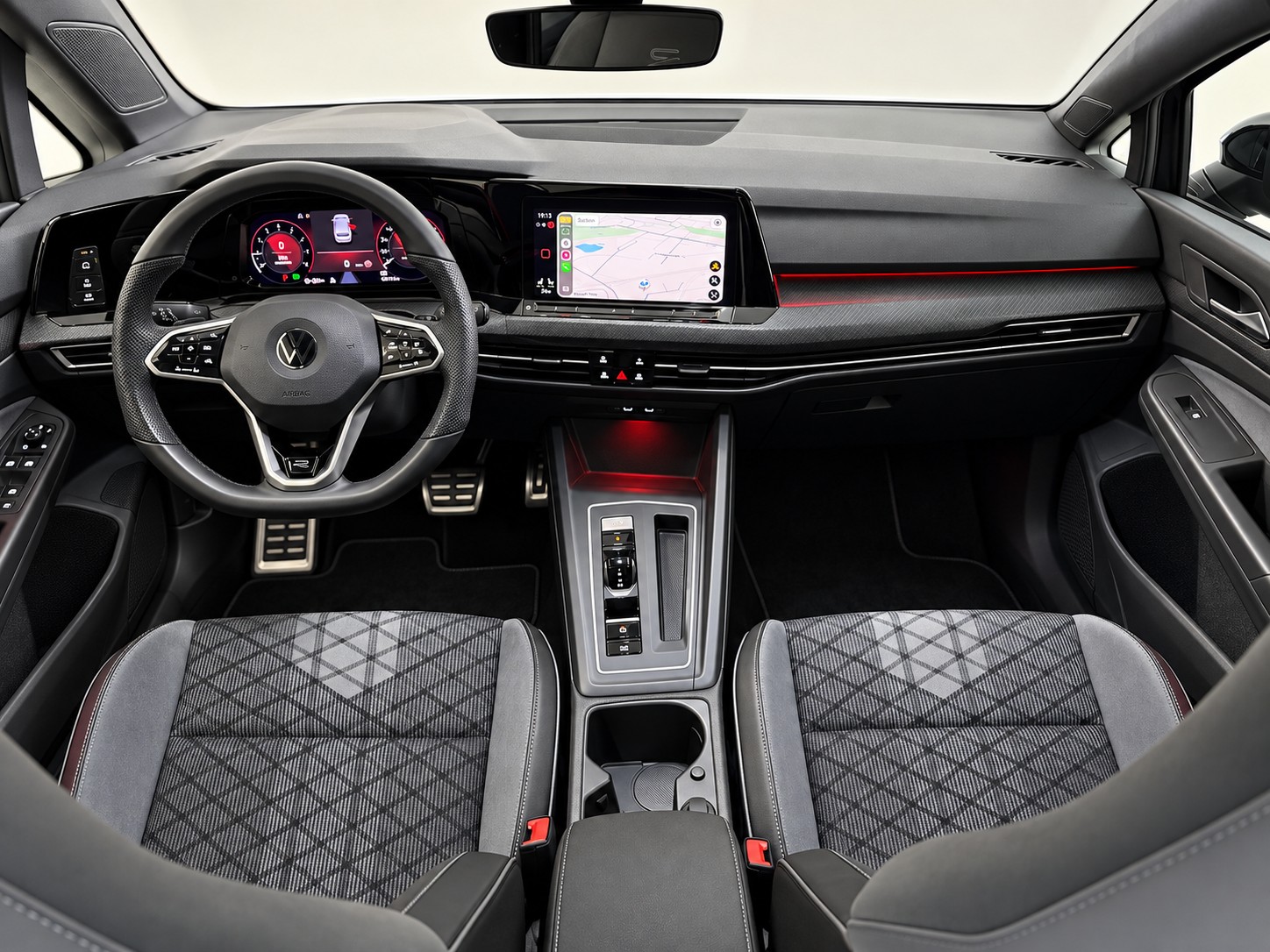 VW Golf 1.5 eTSI mHEV R-Line Sport-image-19