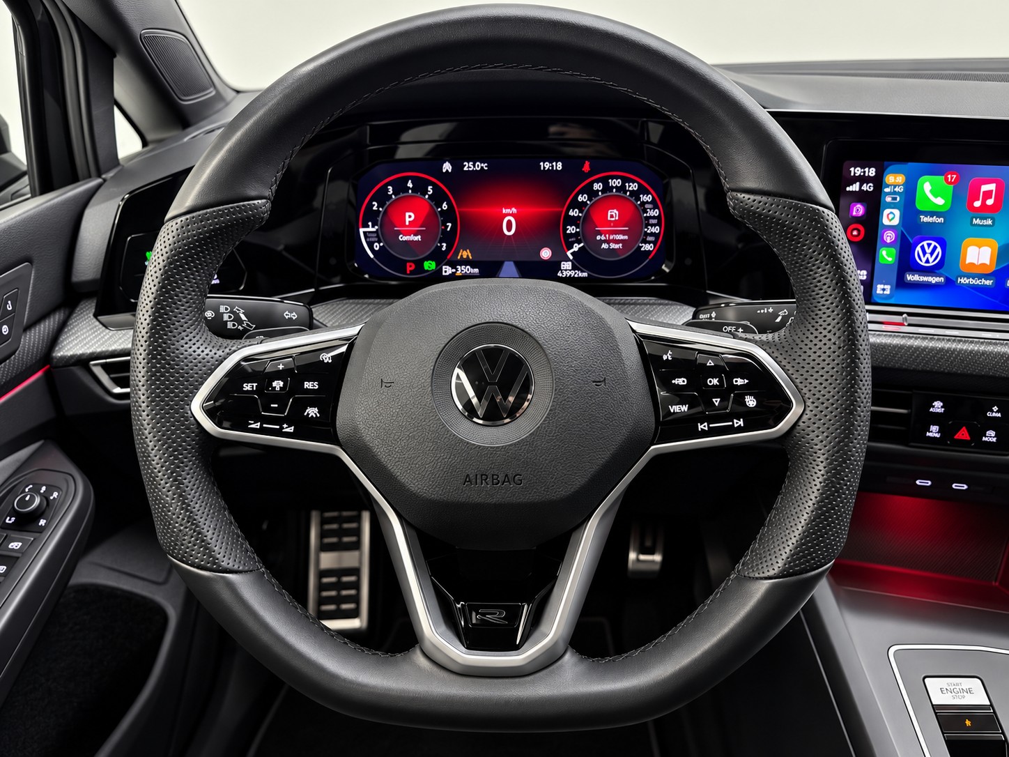 VW Golf 1.5 eTSI mHEV R-Line Sport-image-21