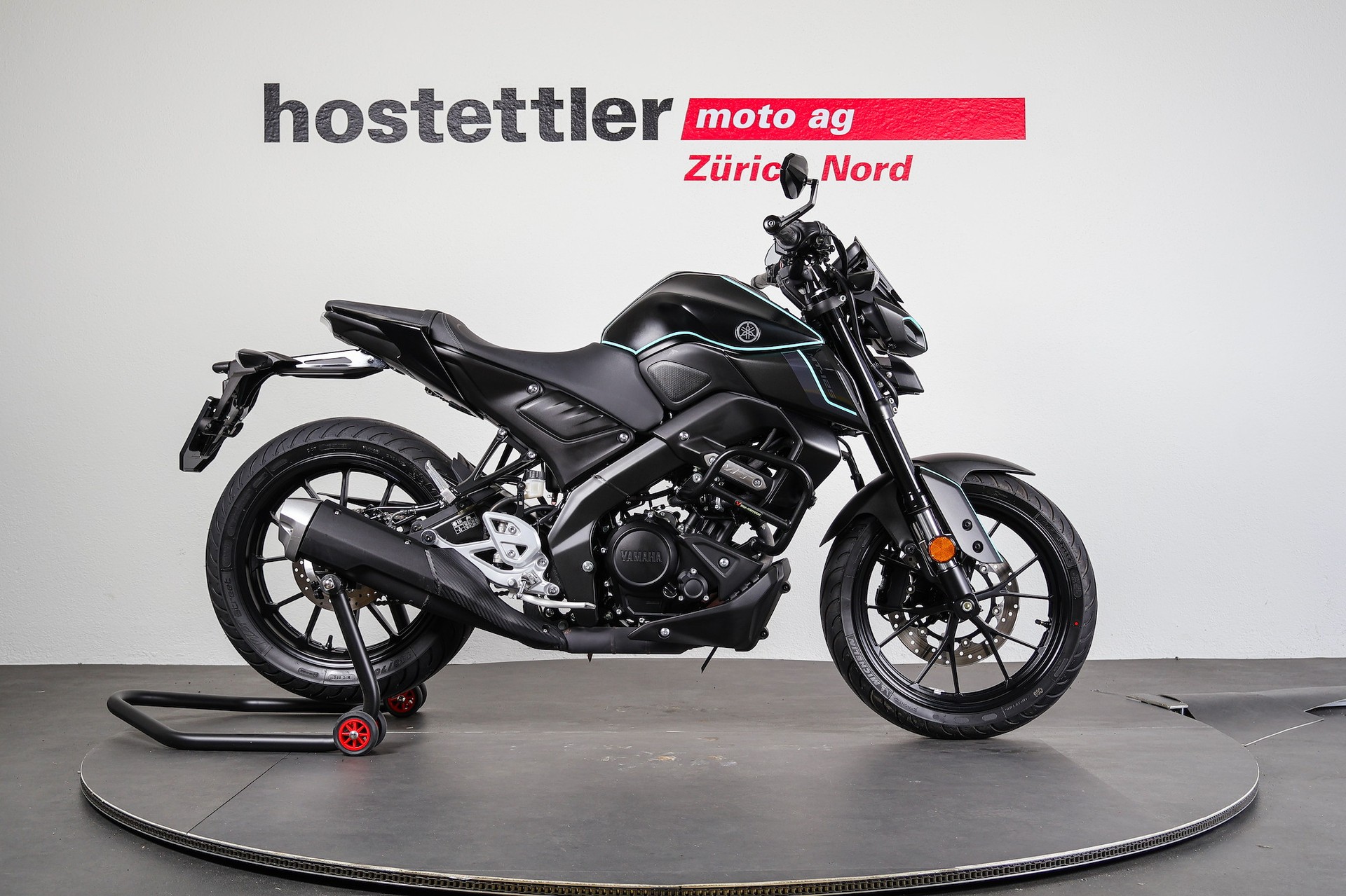 YAMAHA MT-125-showroom-element-1