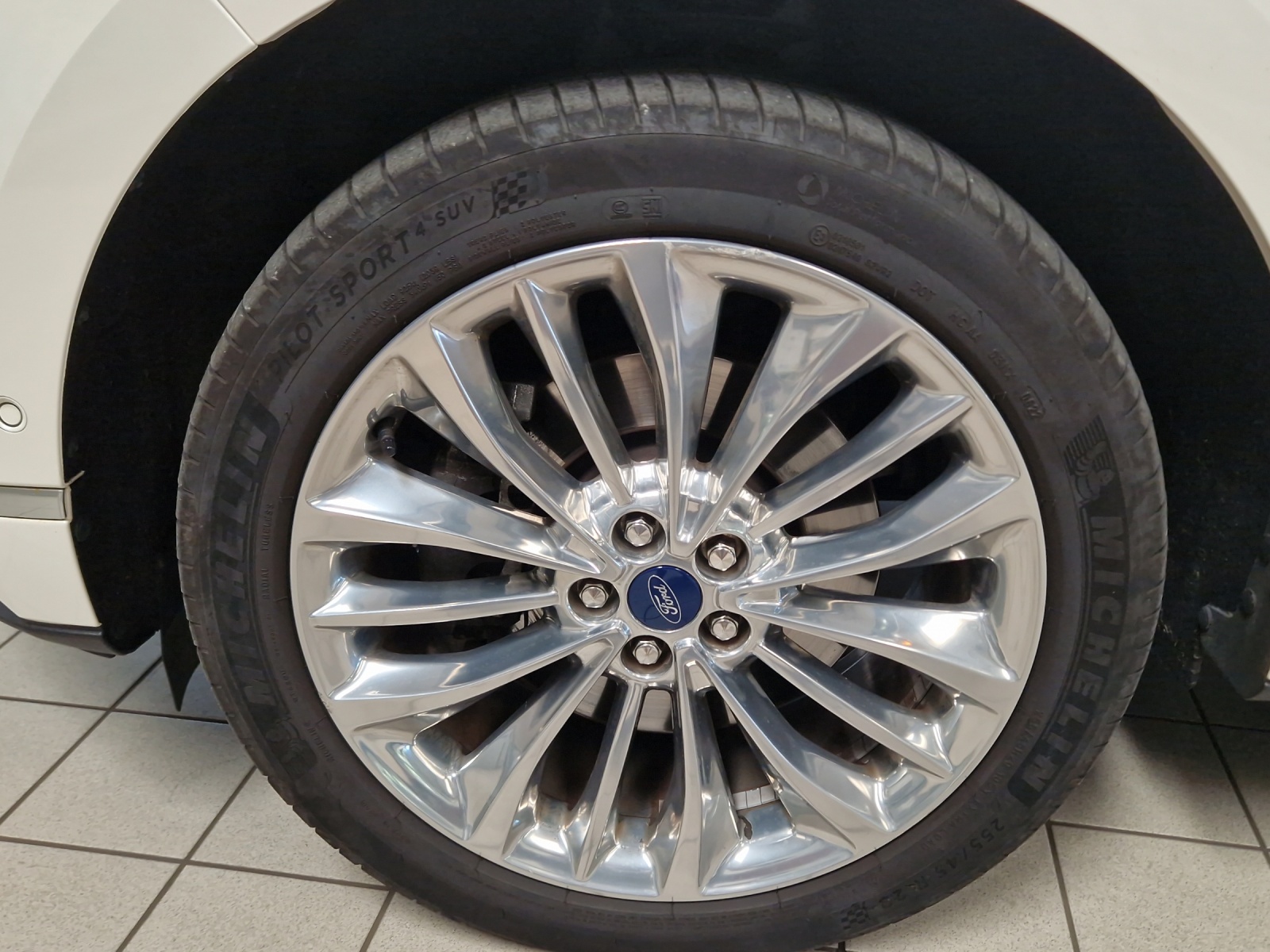 FORD Edge 2.0 EcoBlue 238 Vignale-image-7