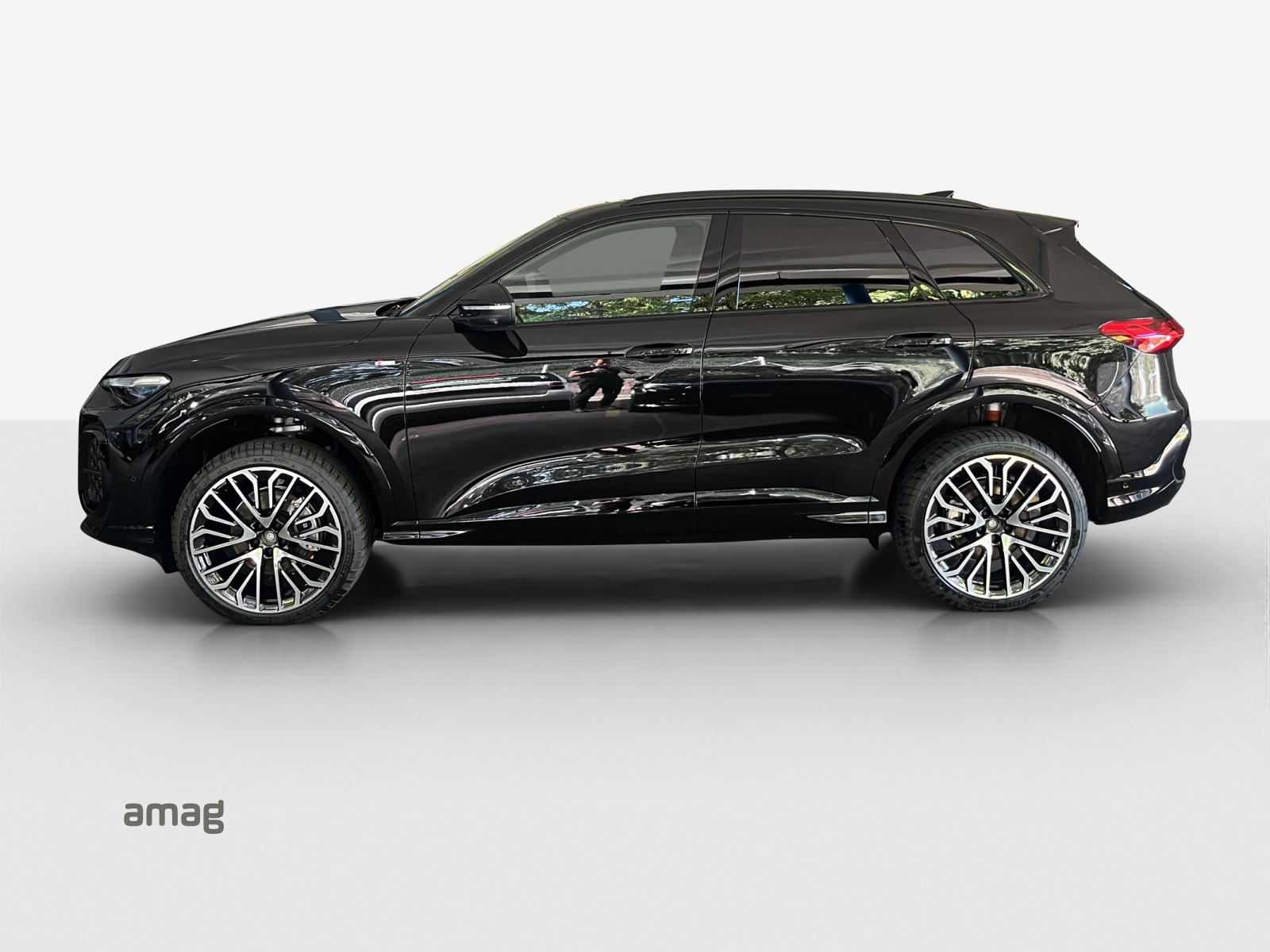 AUDI Q5 TFSI quatto 150 kW S-tronic-showroom-element-1