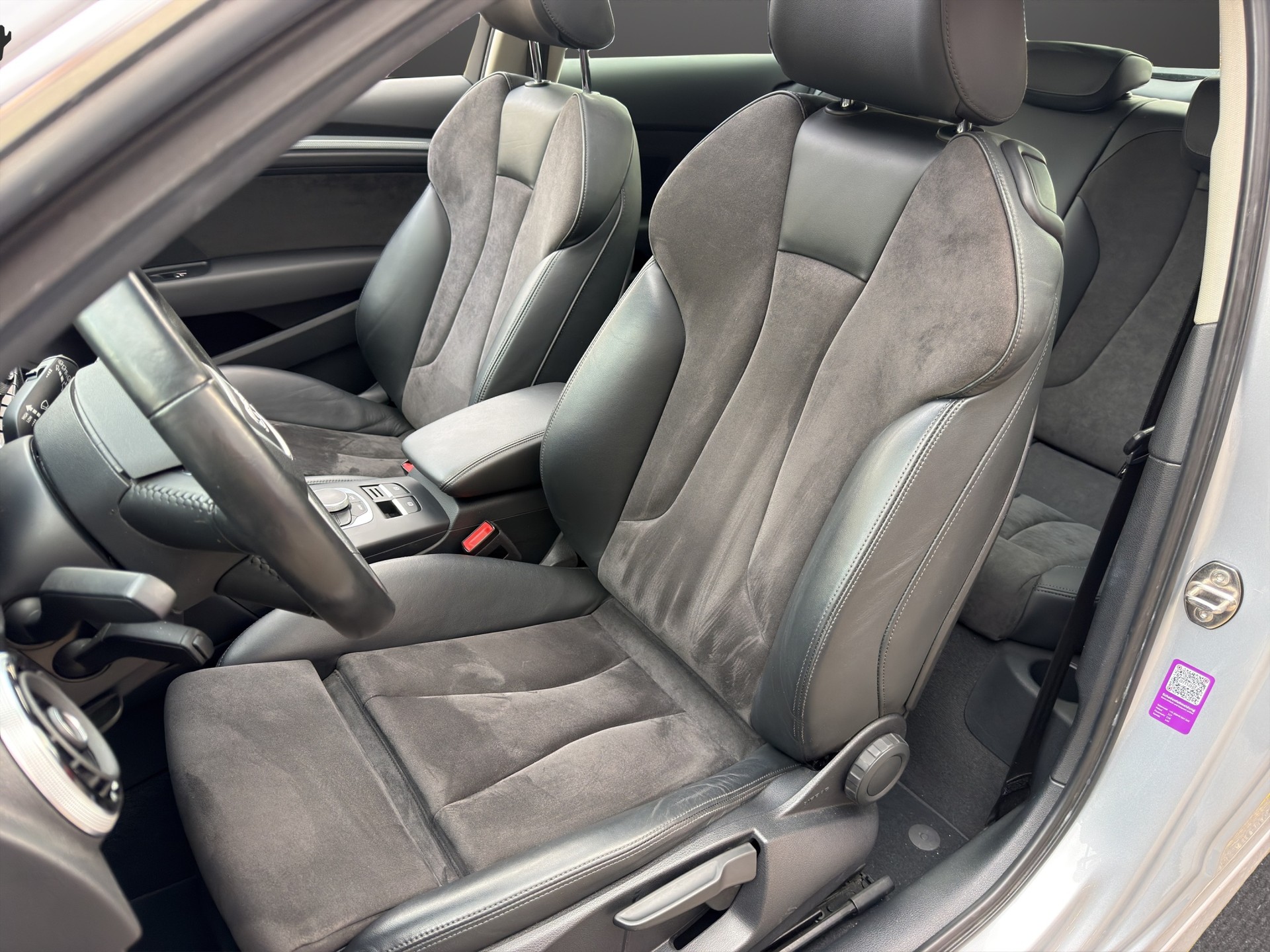 AUDI A3 1.8 TFSI S Line quattro S-tronic Panorama Dach-image-17