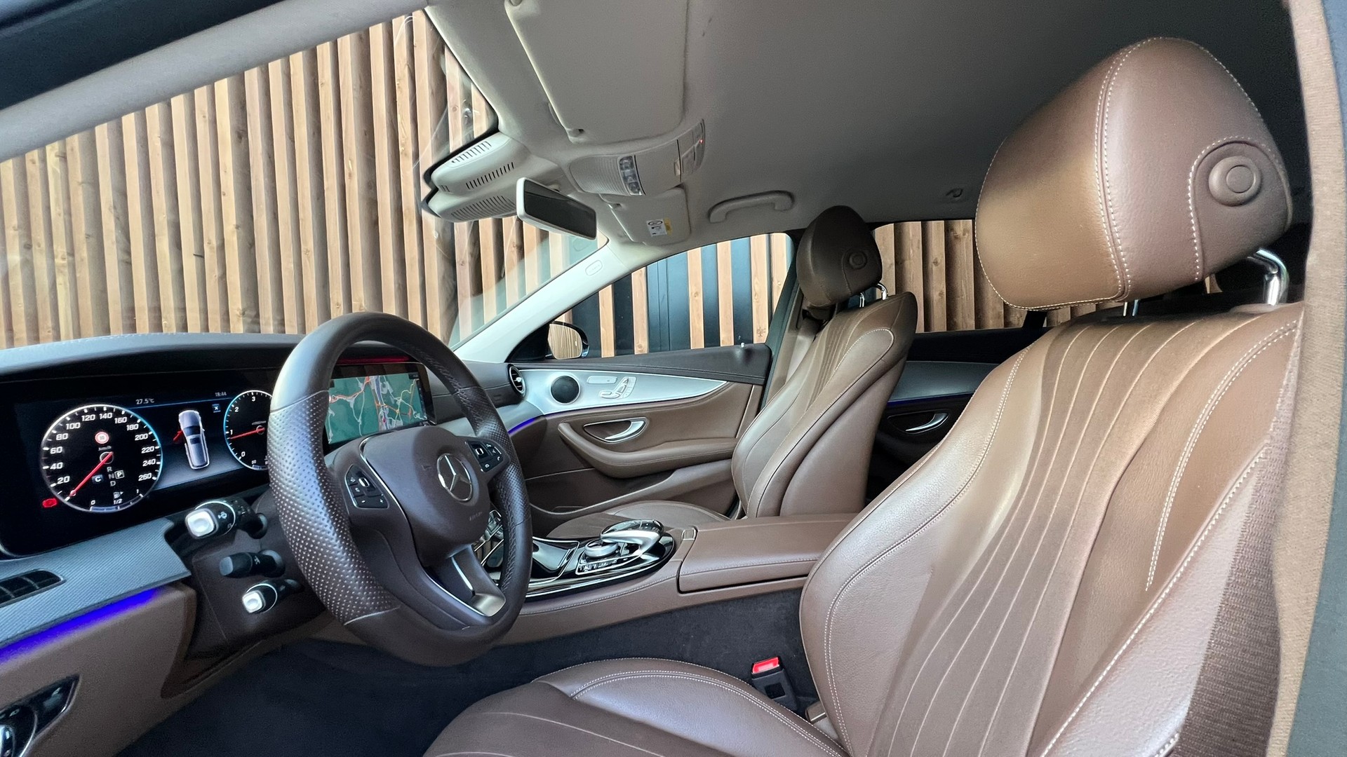 MERCEDES-BENZ E 220 d SWISS STAR AVANTGARDE 4MATIC 9G-TRONIC l 194 PS-image-22