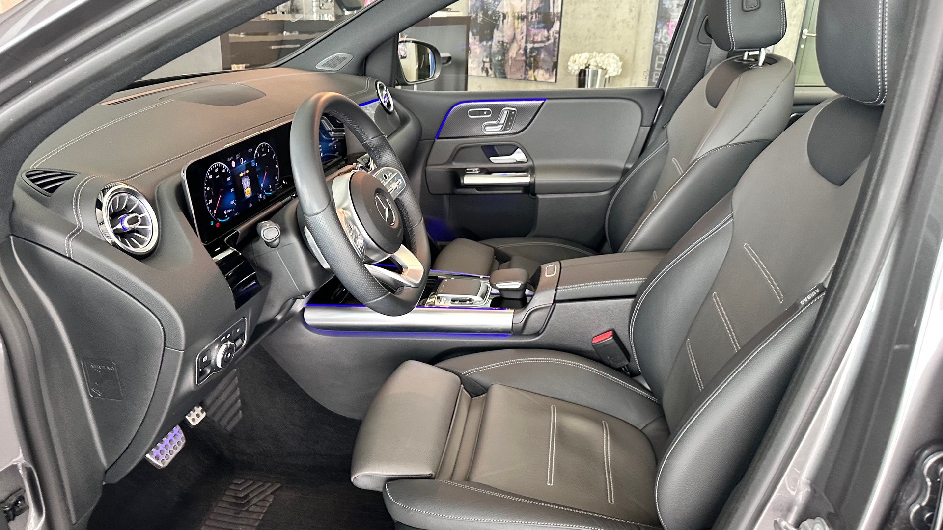 MERCEDES-BENZ B 220 AMG Line 4matic-image-18