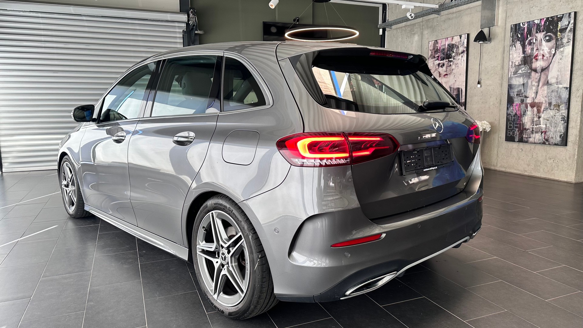 MERCEDES-BENZ B 220 AMG Line 4matic-image-7
