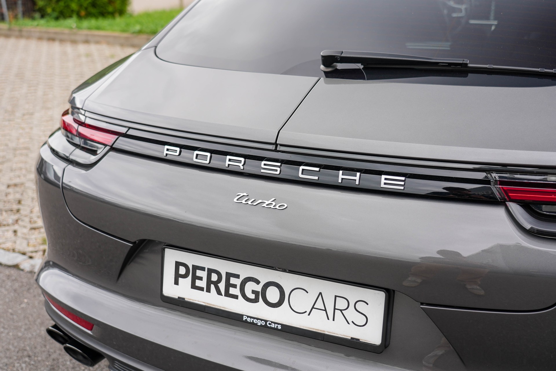 PORSCHE Turbo-image-7