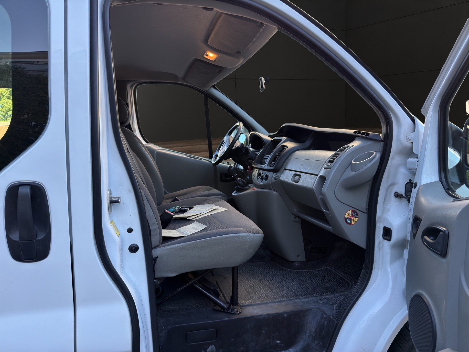 OPEL Vivaro 2.0 CDTI 2.9t L1H1-image-15